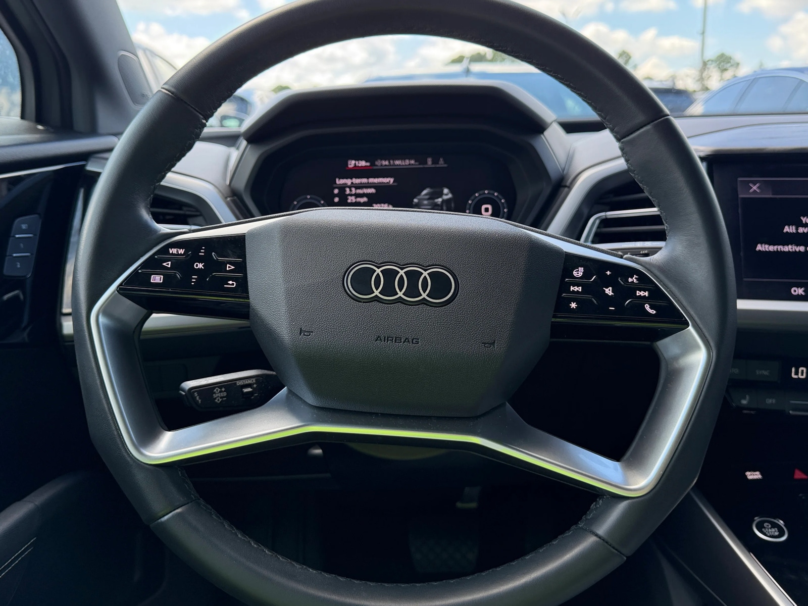Thumbnail: 2023 Audi Q4 e-tron - 4