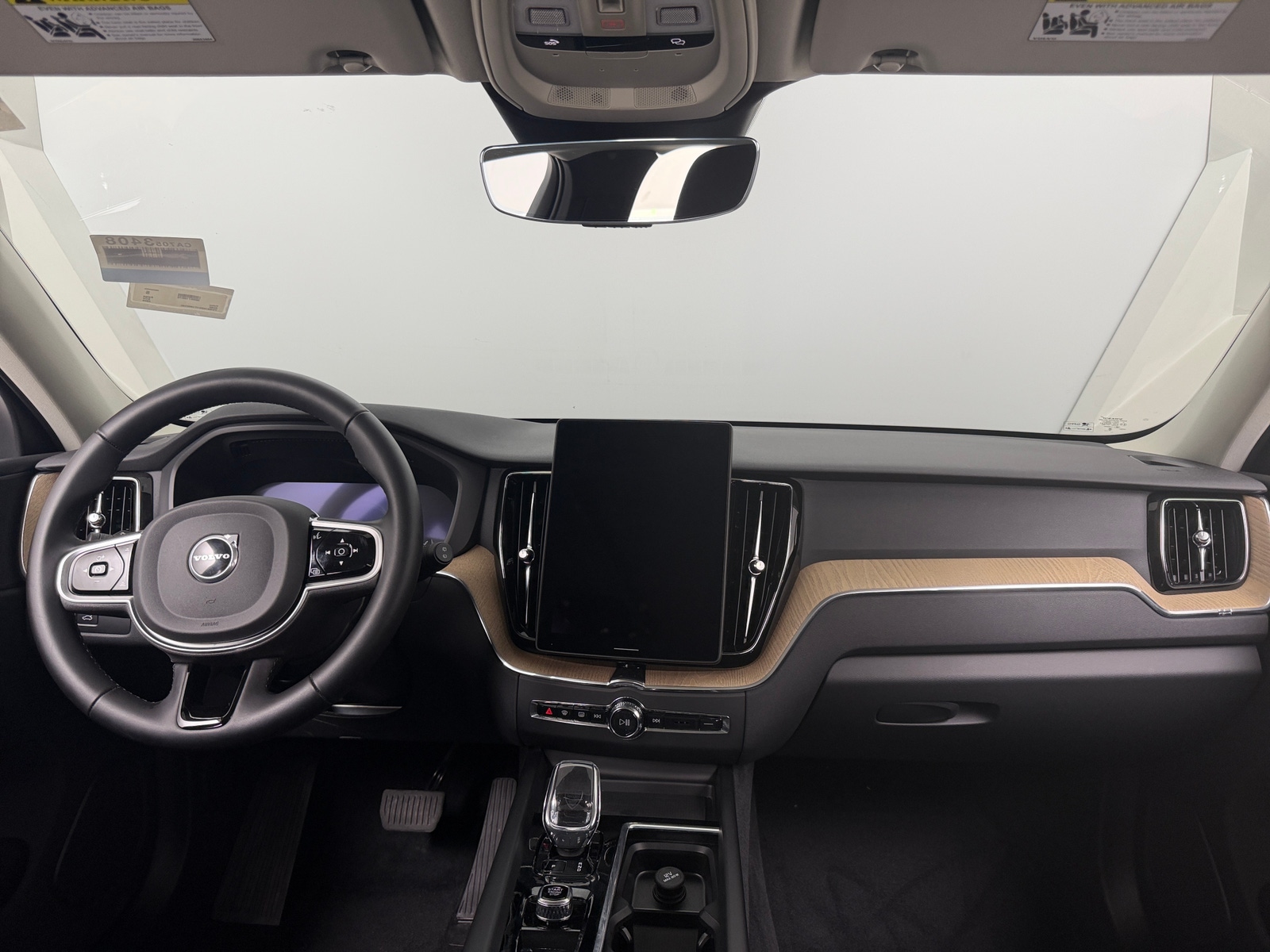 Thumbnail: 2026 Volvo XC60 - 2