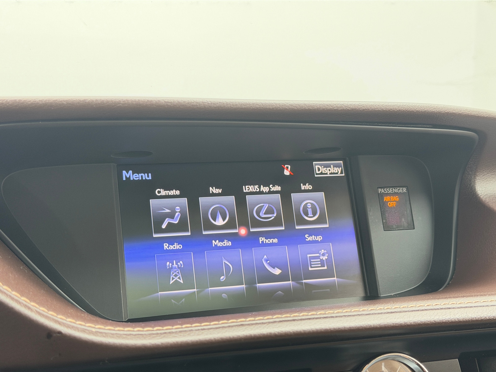 Thumbnail: 2016 Lexus ES - 4
