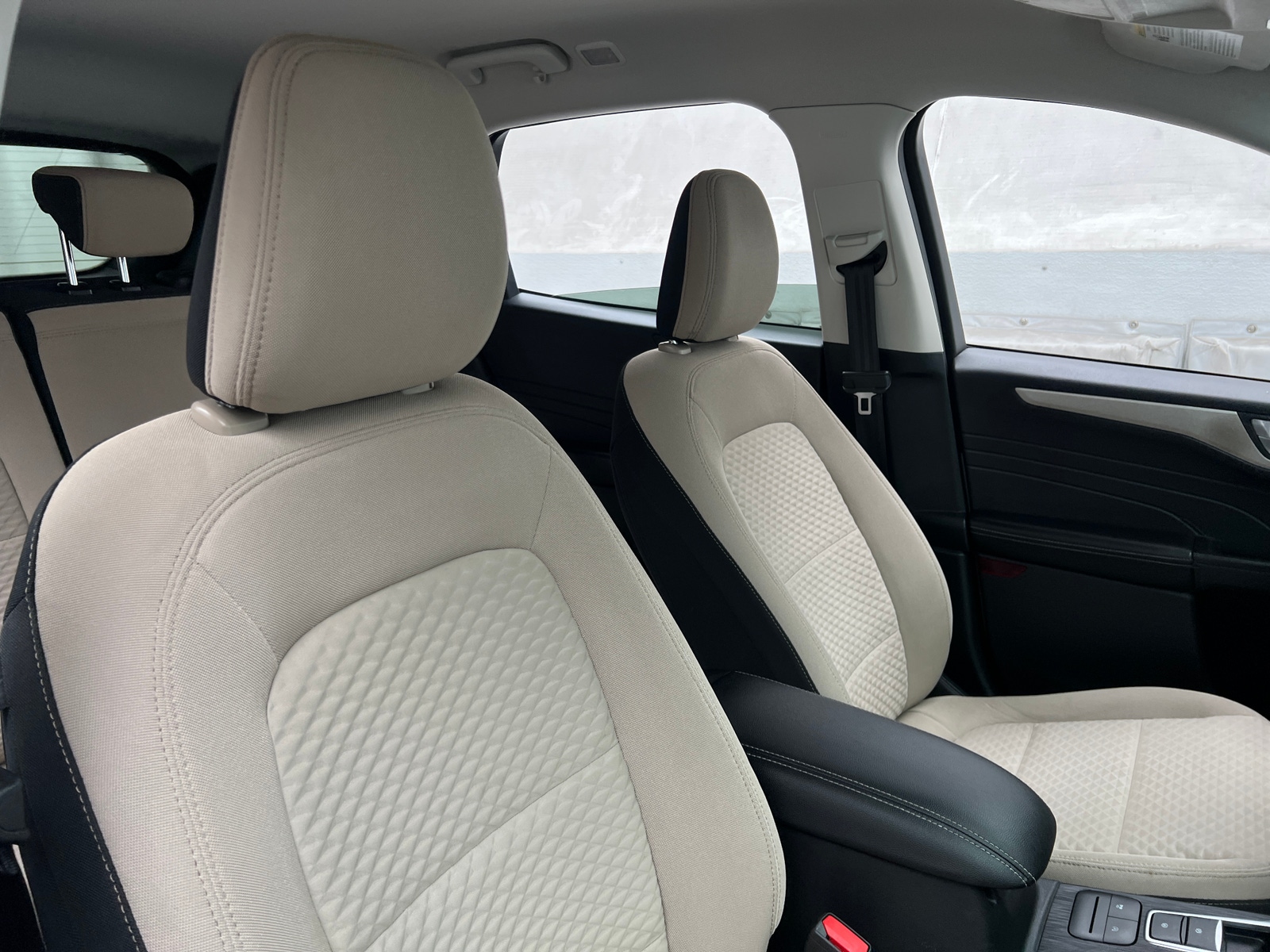 Thumbnail: 2021 Ford Escape - 2