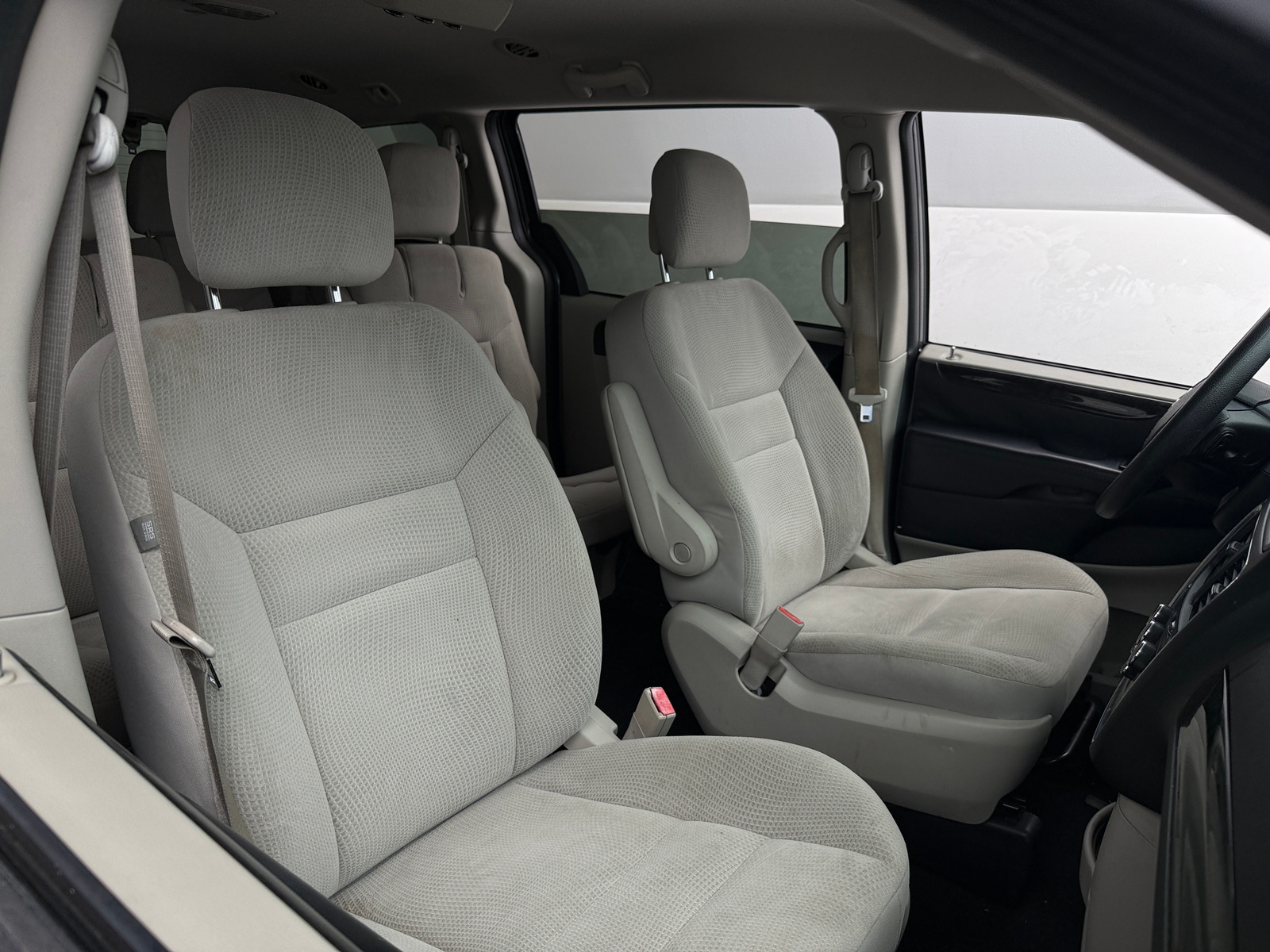 Thumbnail: 2018 Dodge Grand Caravan - 2