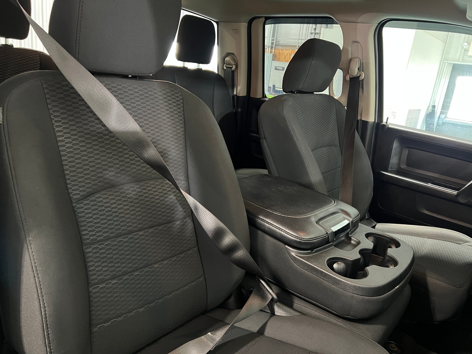 Thumbnail: 2019 RAM 1500 Classic - 2