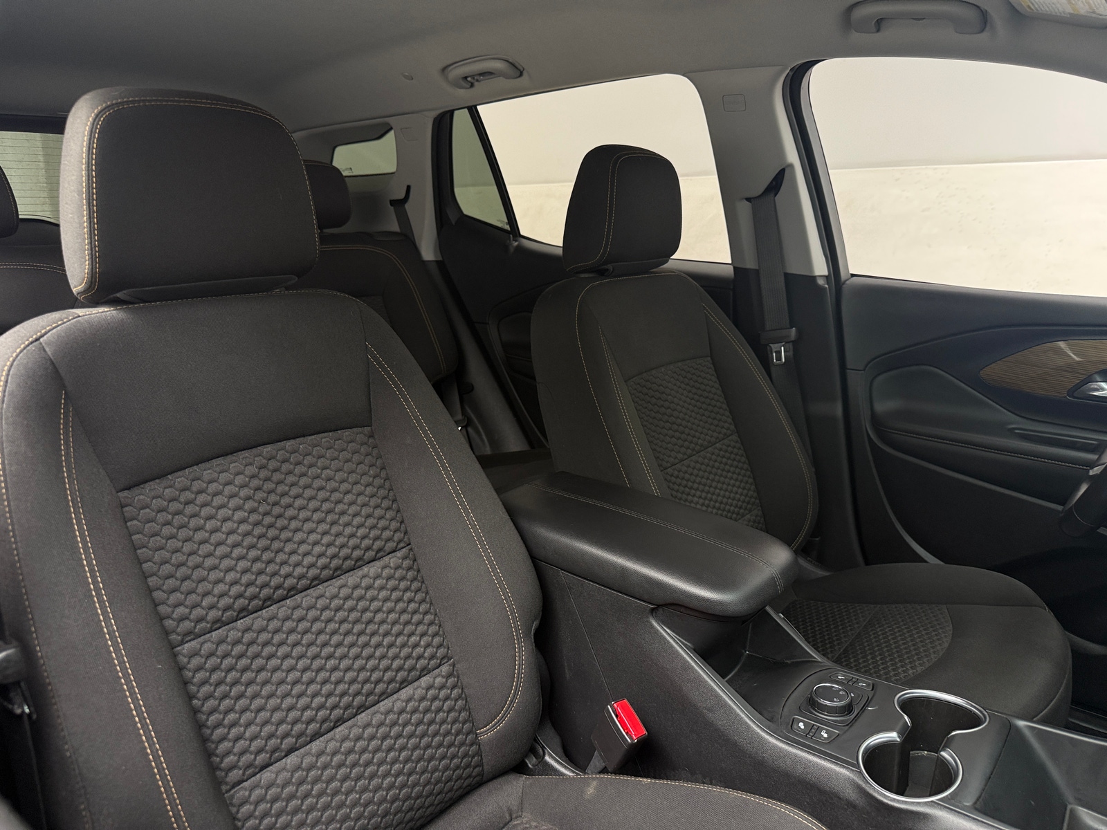 Thumbnail: 2020 GMC Terrain - 2