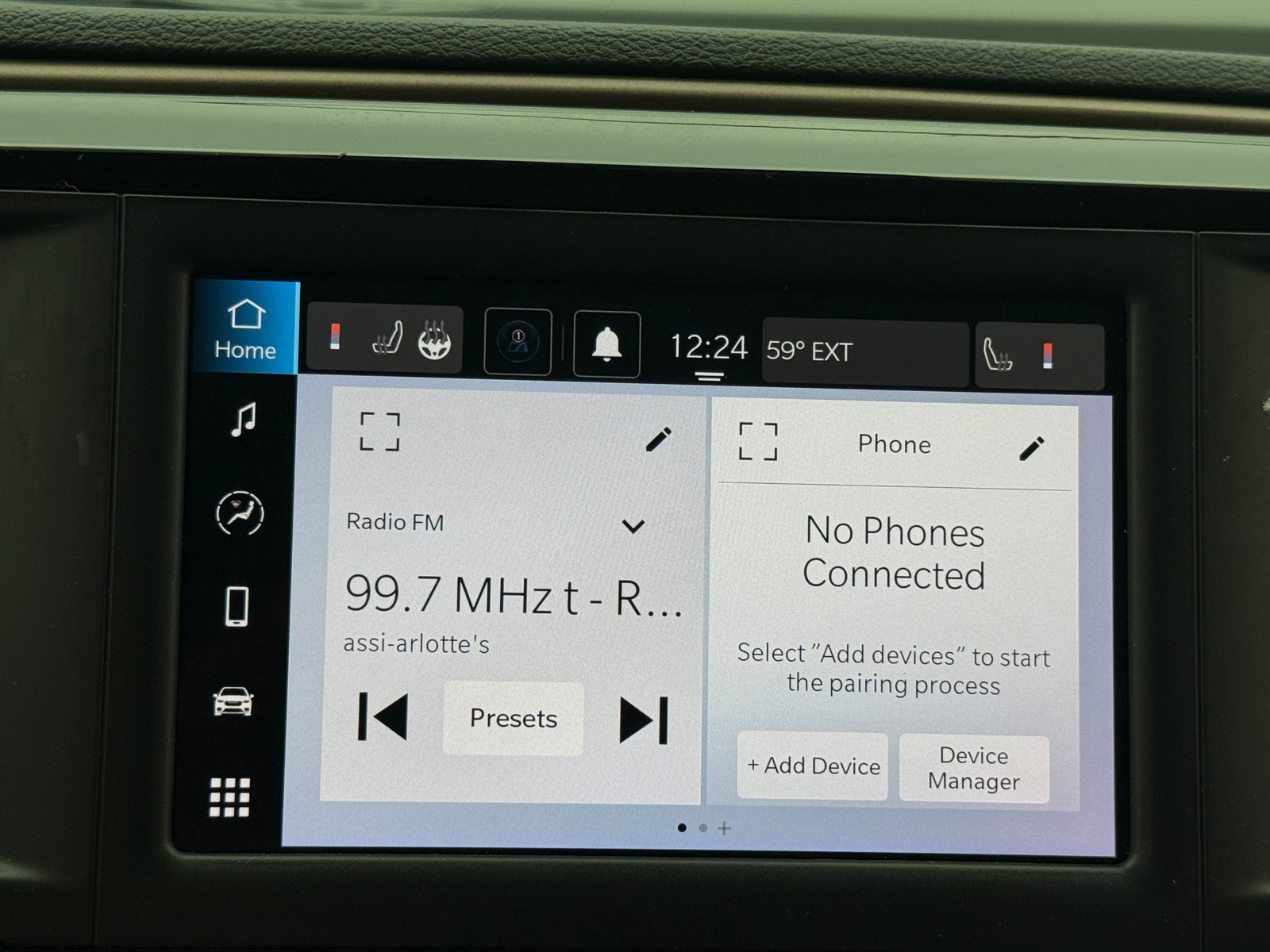 Thumbnail: 2024 Chrysler Voyager - 4