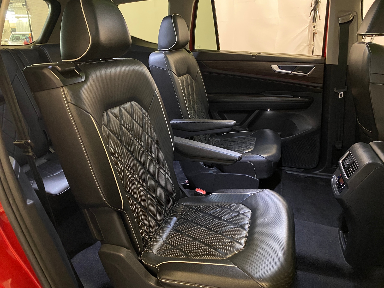 Thumbnail: 2024 Volkswagen Atlas - 5