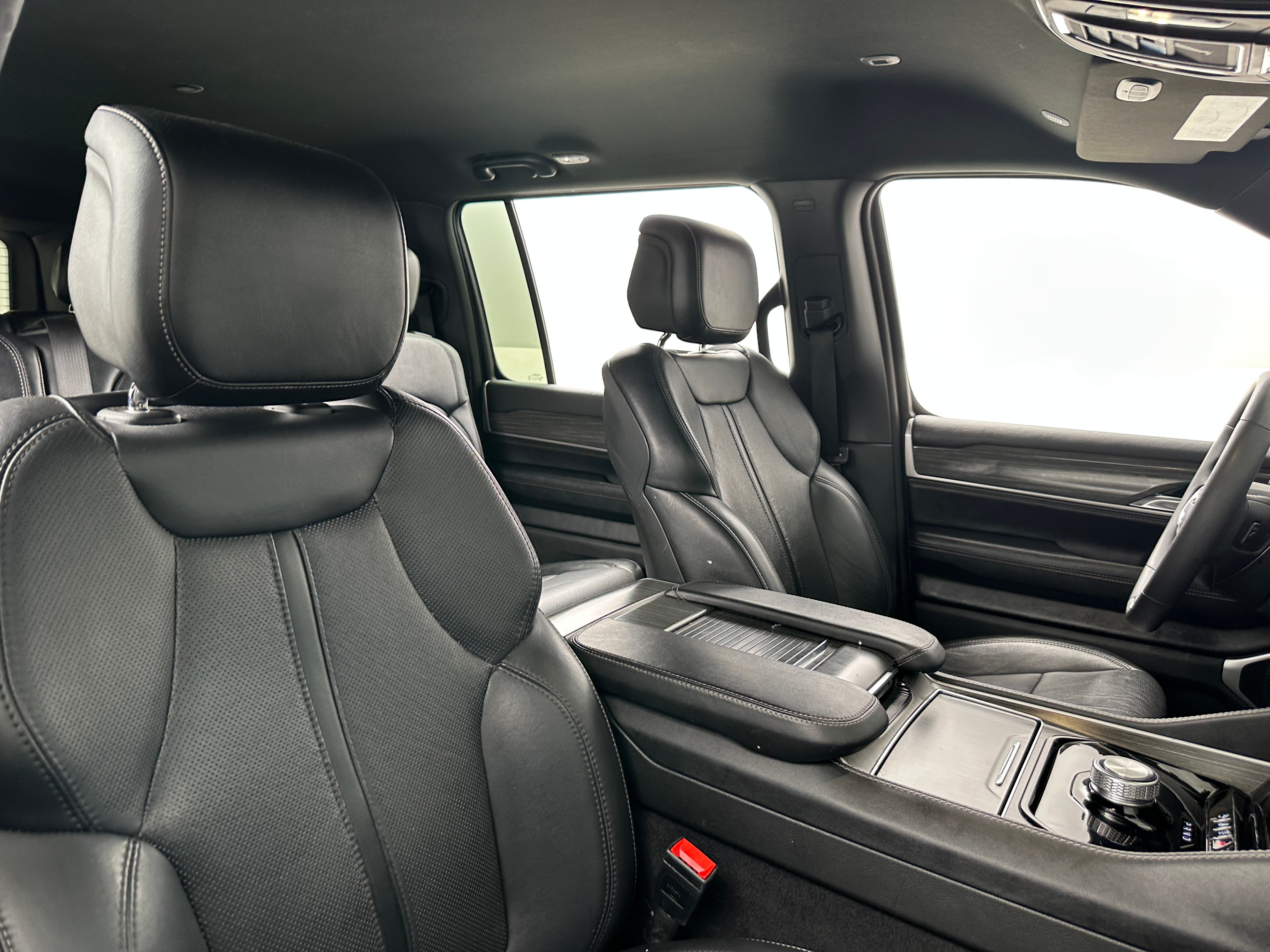 2024 Jeep Wagoneer L