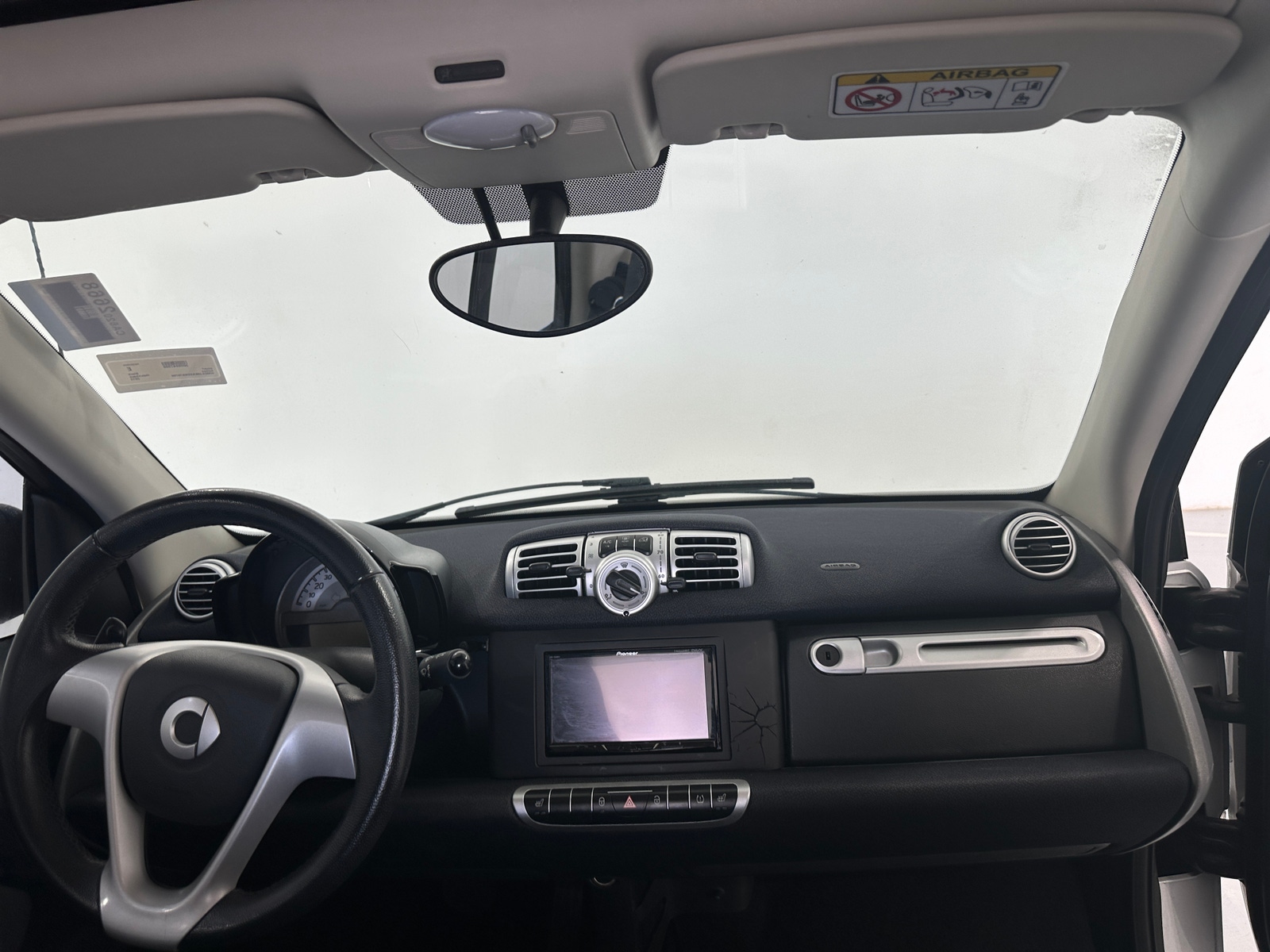 Thumbnail: 2013 smart fortwo - 2
