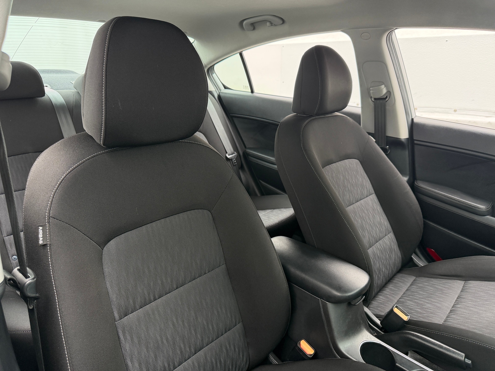 Thumbnail: 2016 Kia Forte - 2