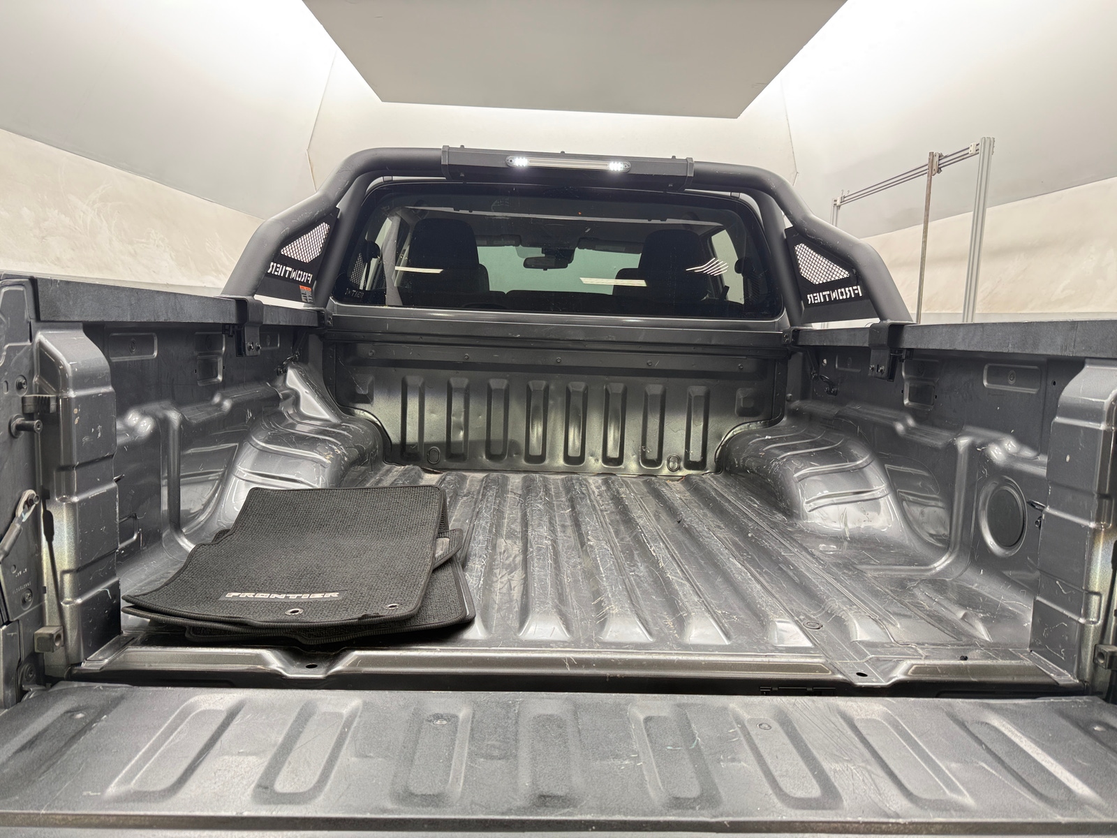 Thumbnail: 2022 Nissan Frontier - 7