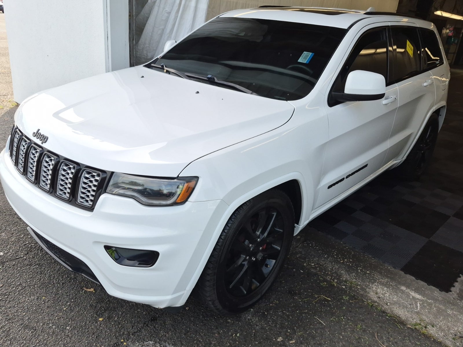 2020 Jeep Grand Cherokee Altitude