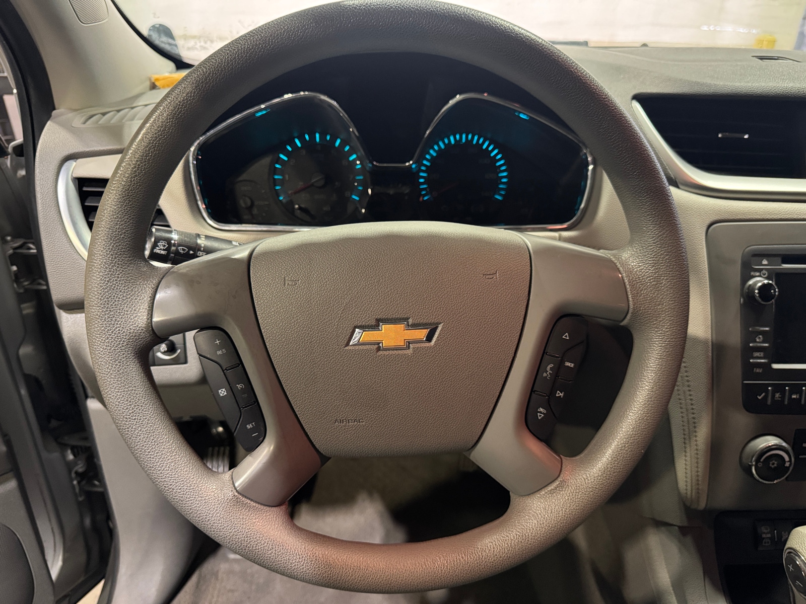Thumbnail: 2017 Chevrolet Traverse - 5