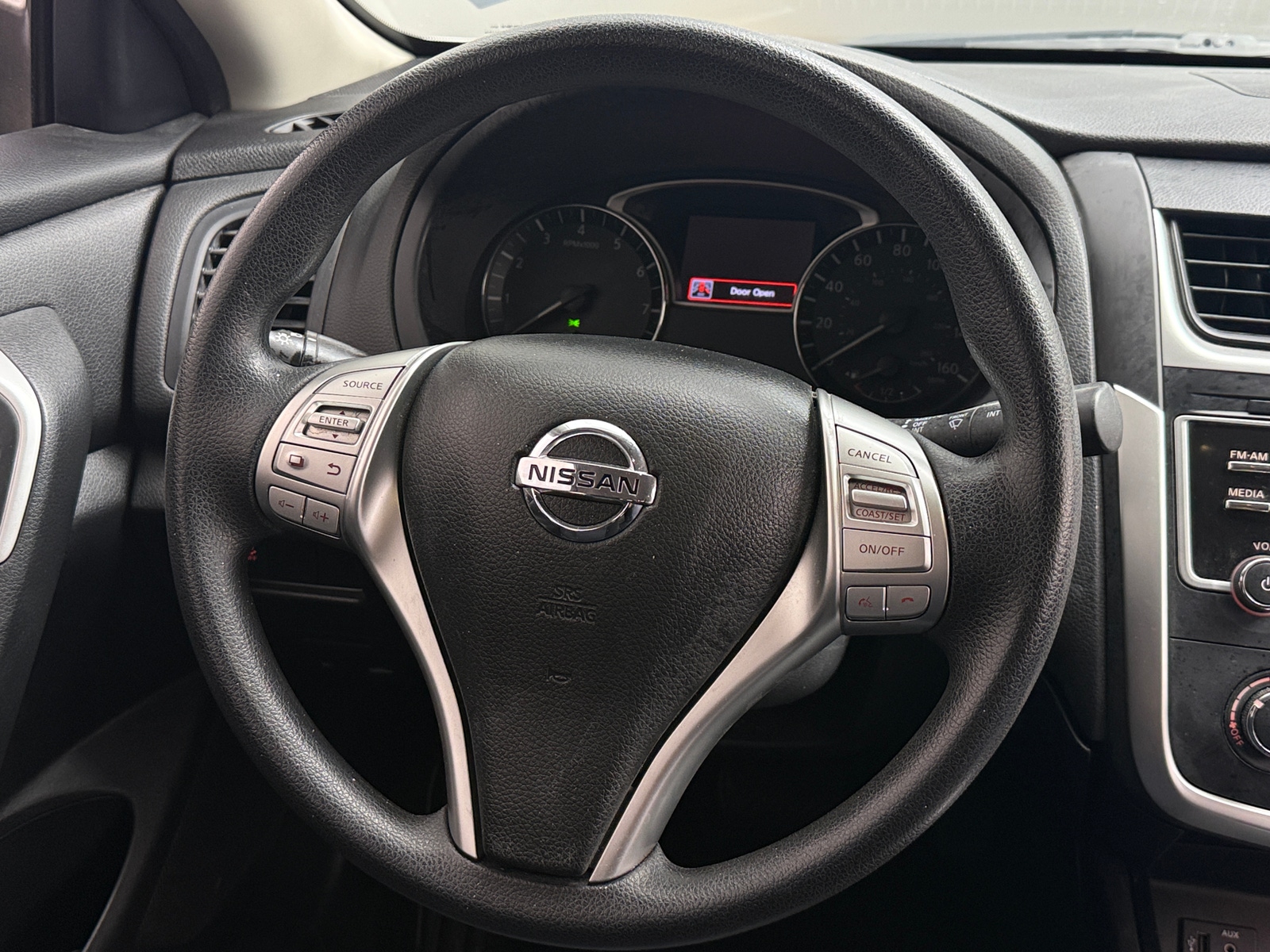 Thumbnail: 2016 Nissan Altima - 5