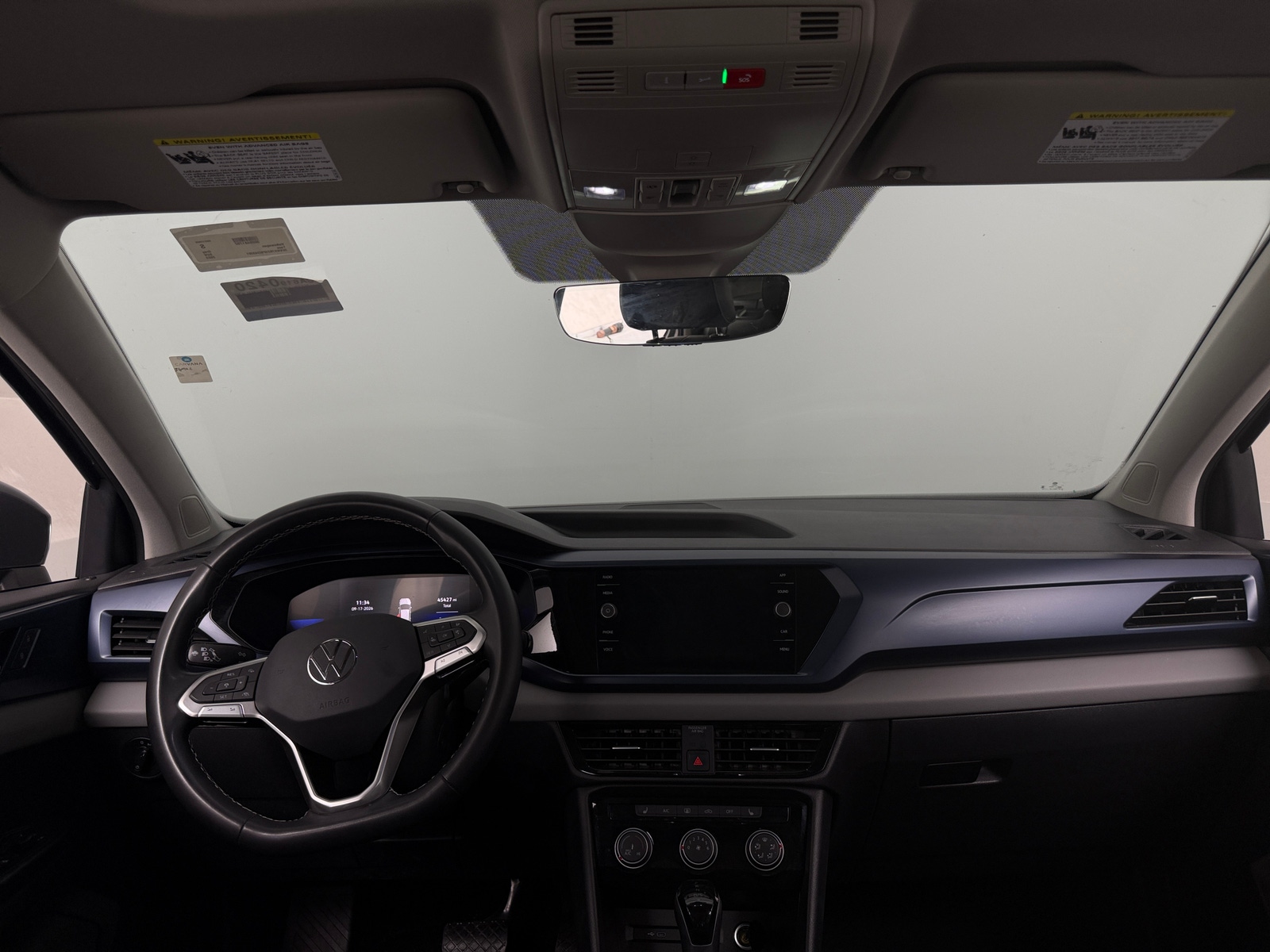 Thumbnail: 2023 Volkswagen Taos - 3