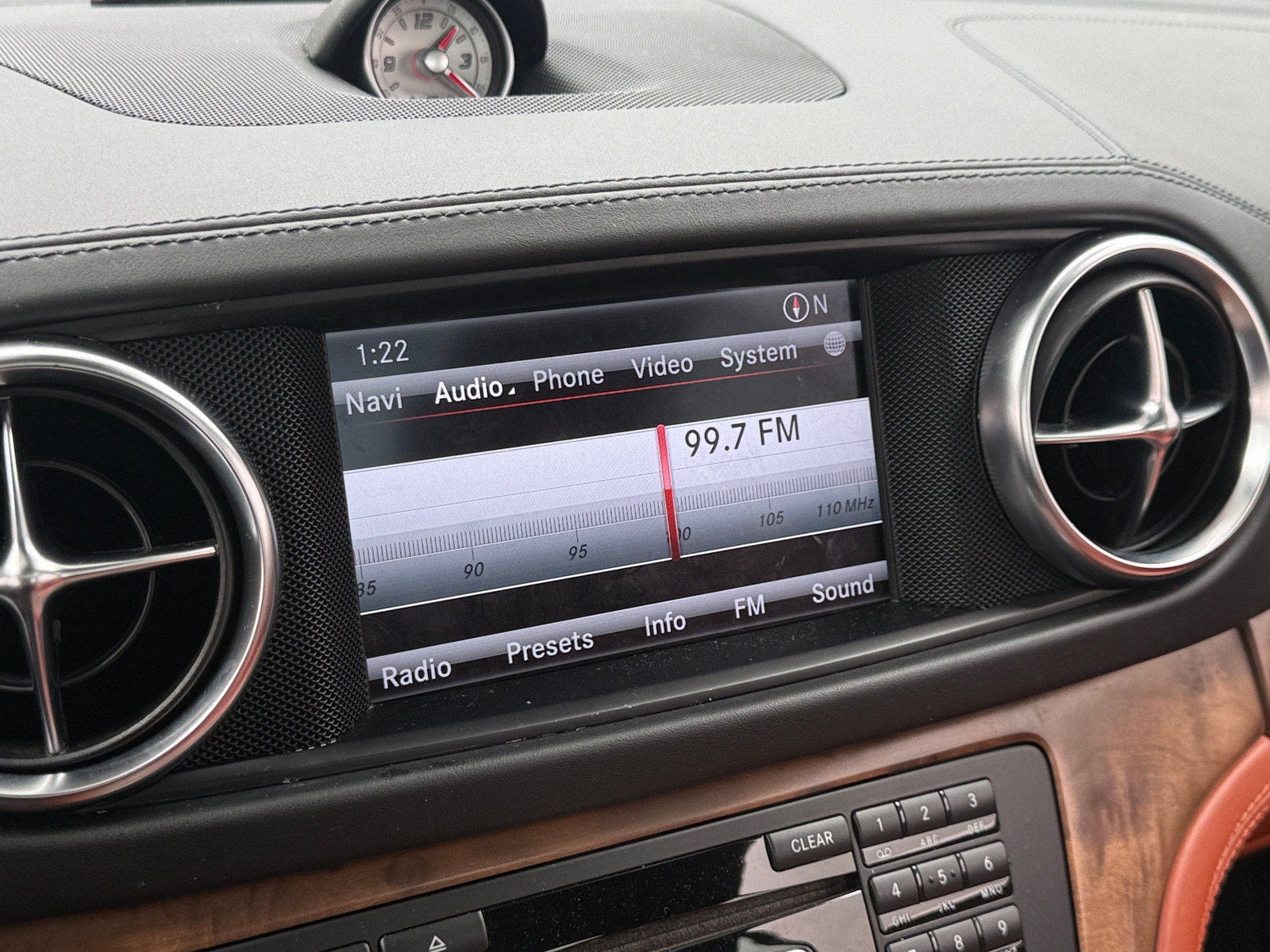 Thumbnail: 2016 Mercedes-Benz SL-Class - 3