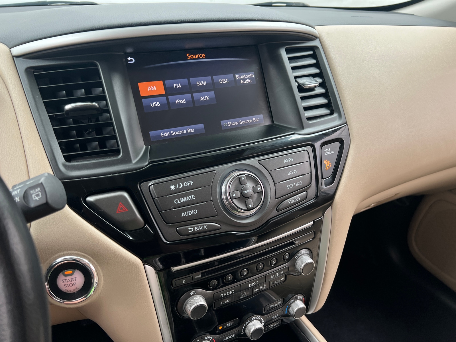 Thumbnail: 2019 Nissan Pathfinder - 4