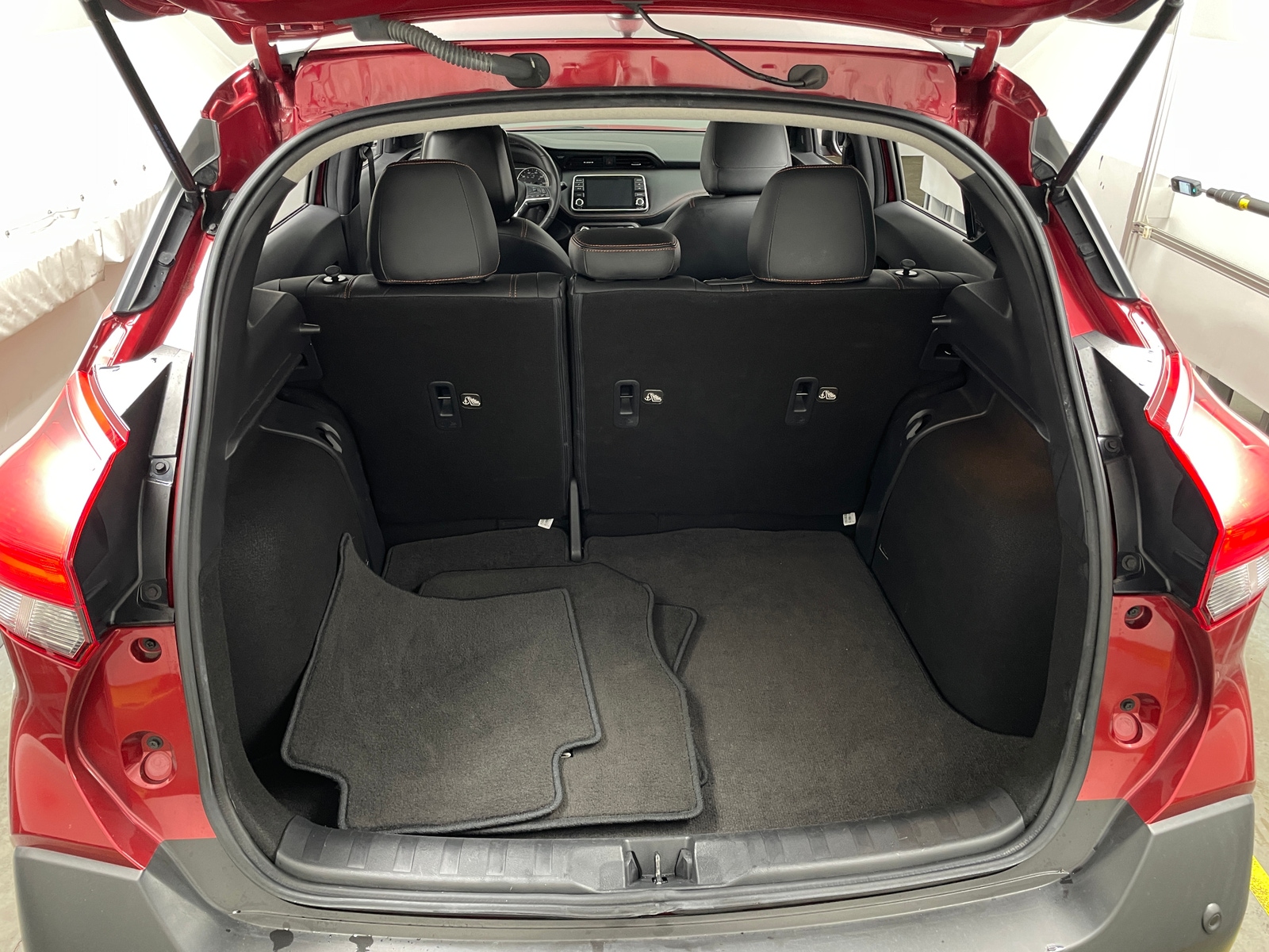 Thumbnail: 2020 Nissan Kicks - 6
