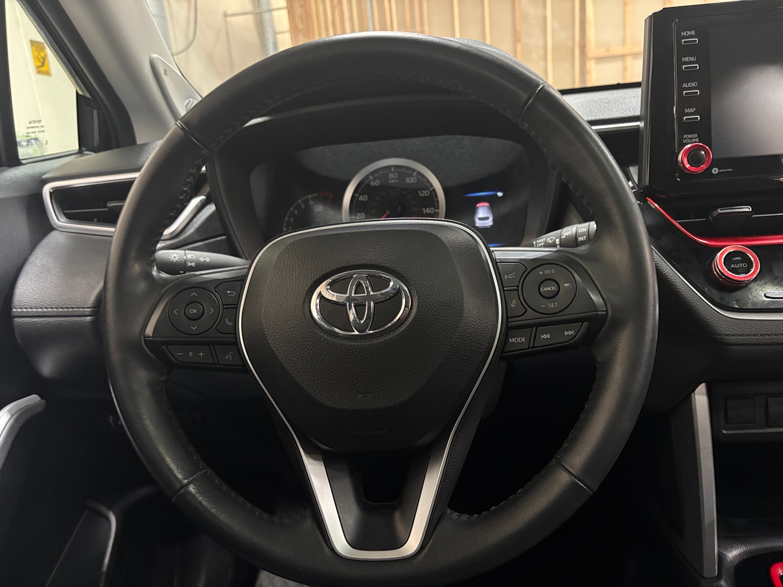 Thumbnail: 2022 Toyota Corolla Cross - 5