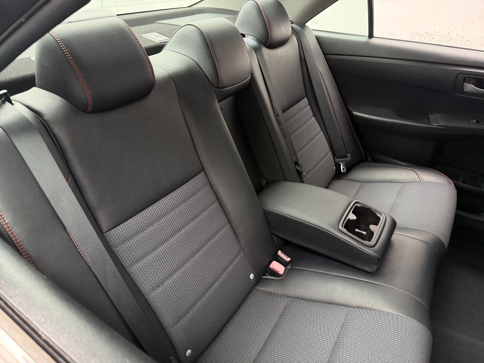 Thumbnail: 2016 Toyota Camry - 6