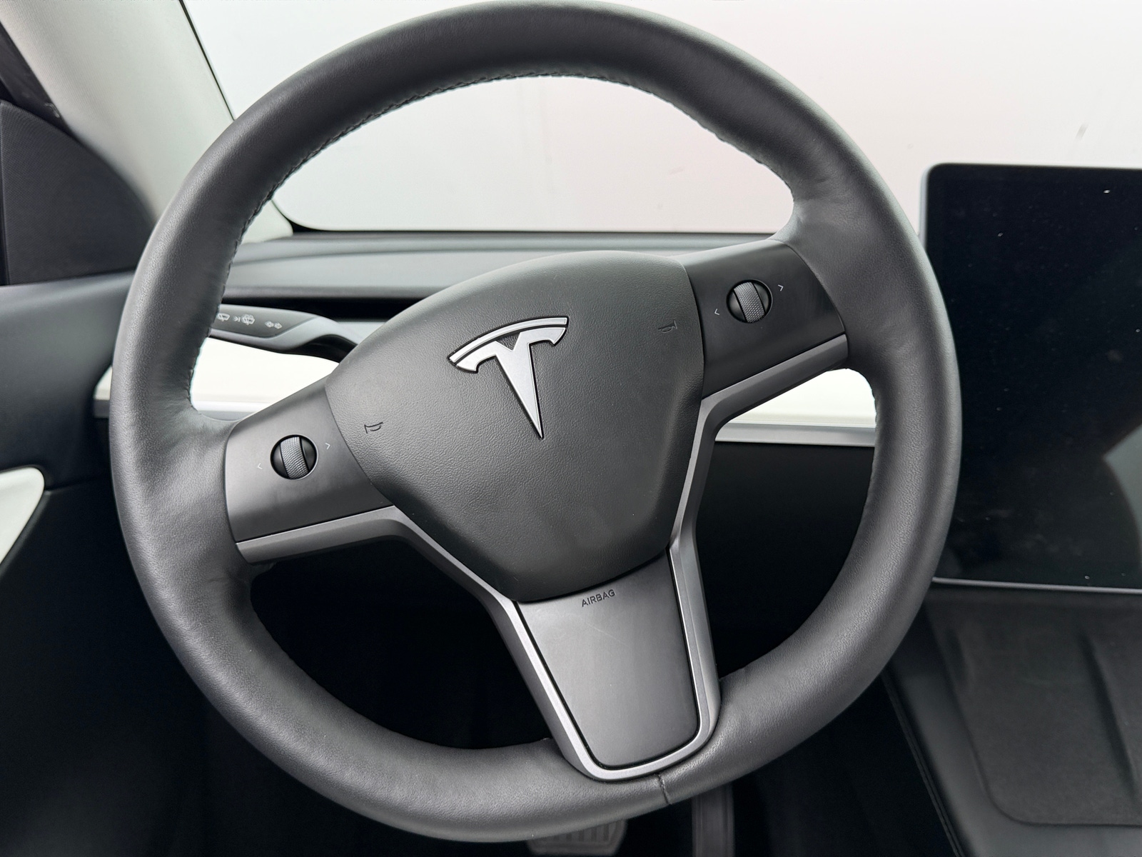 Thumbnail: 2022 Tesla Model Y - 4