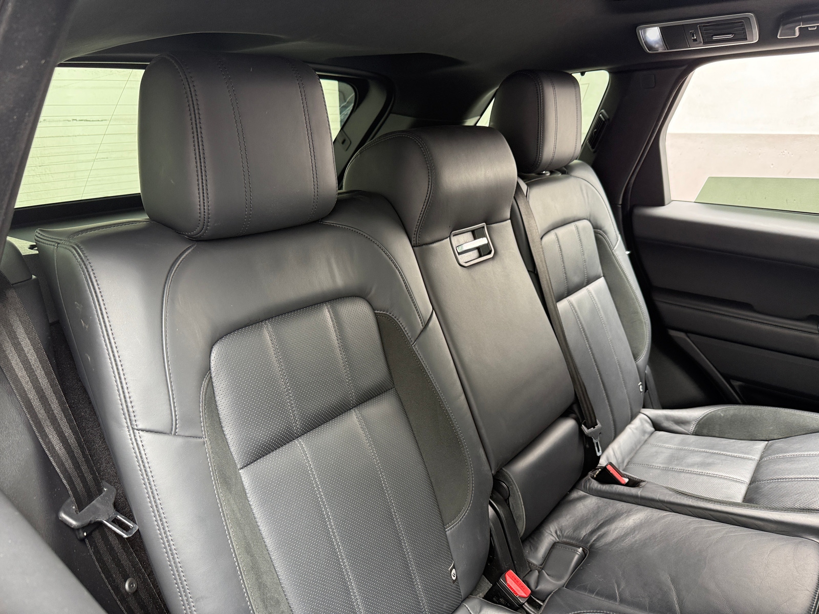 Thumbnail: 2022 Land Rover Range Rover Sport - 6