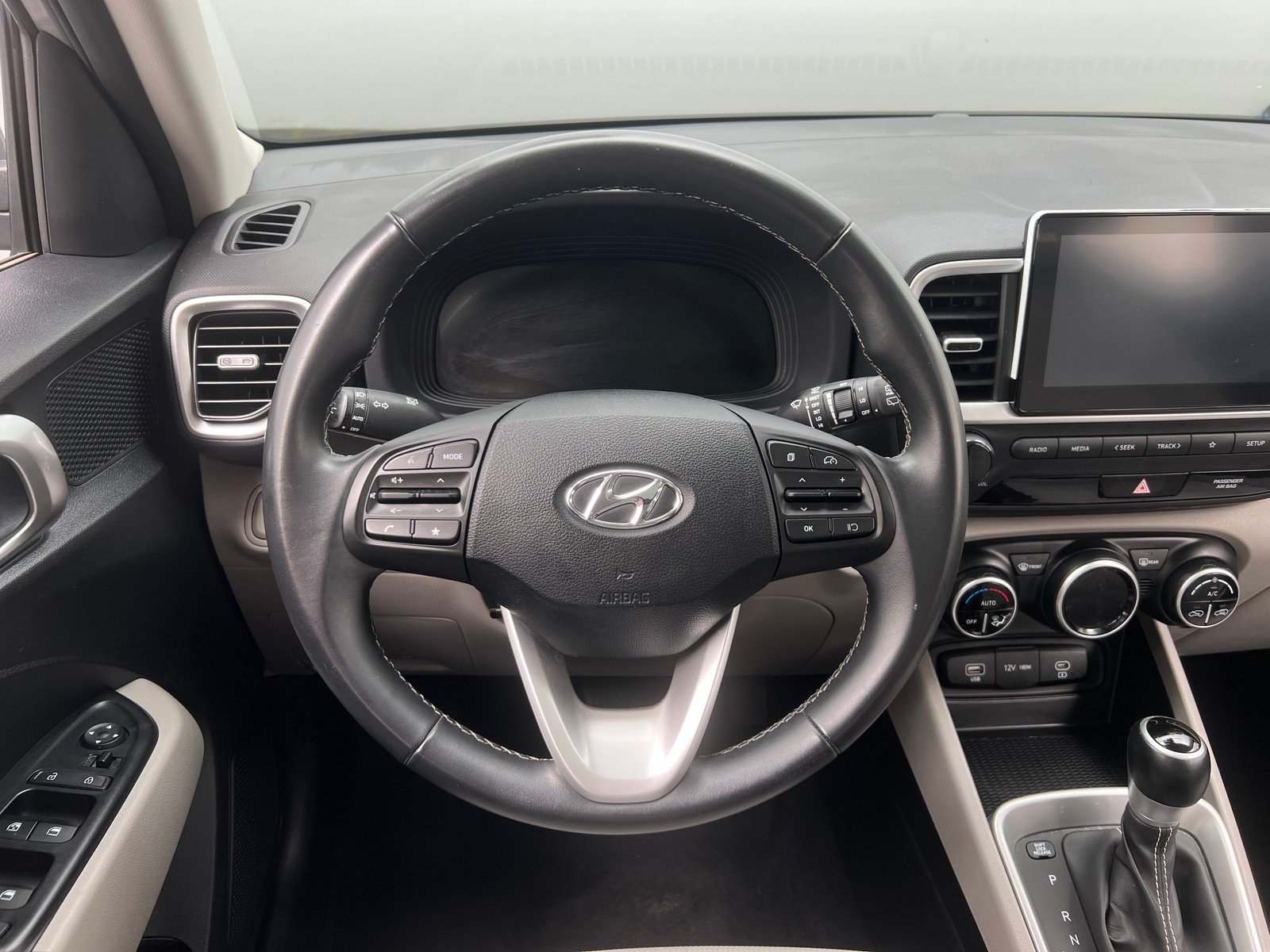 Thumbnail: 2025 Hyundai Venue - 5