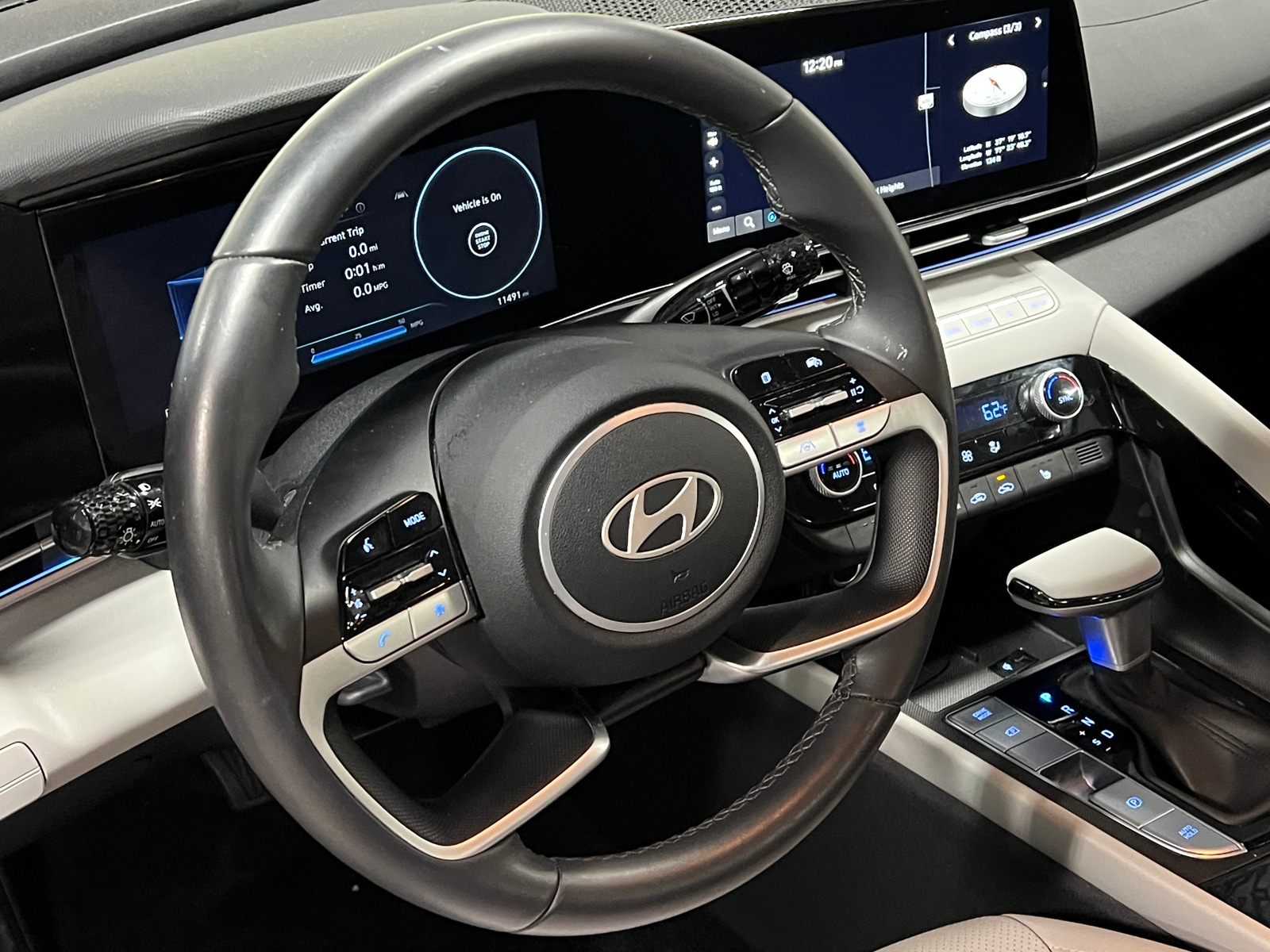 Thumbnail: 2025 Hyundai Elantra - 4