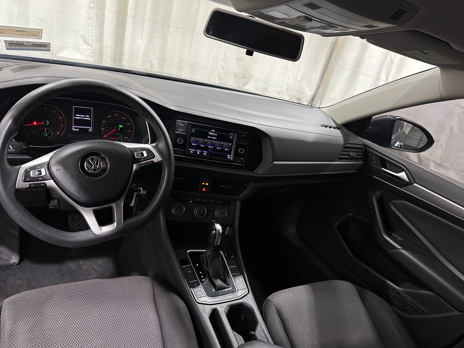 Thumbnail: 2019 Volkswagen Jetta - 3