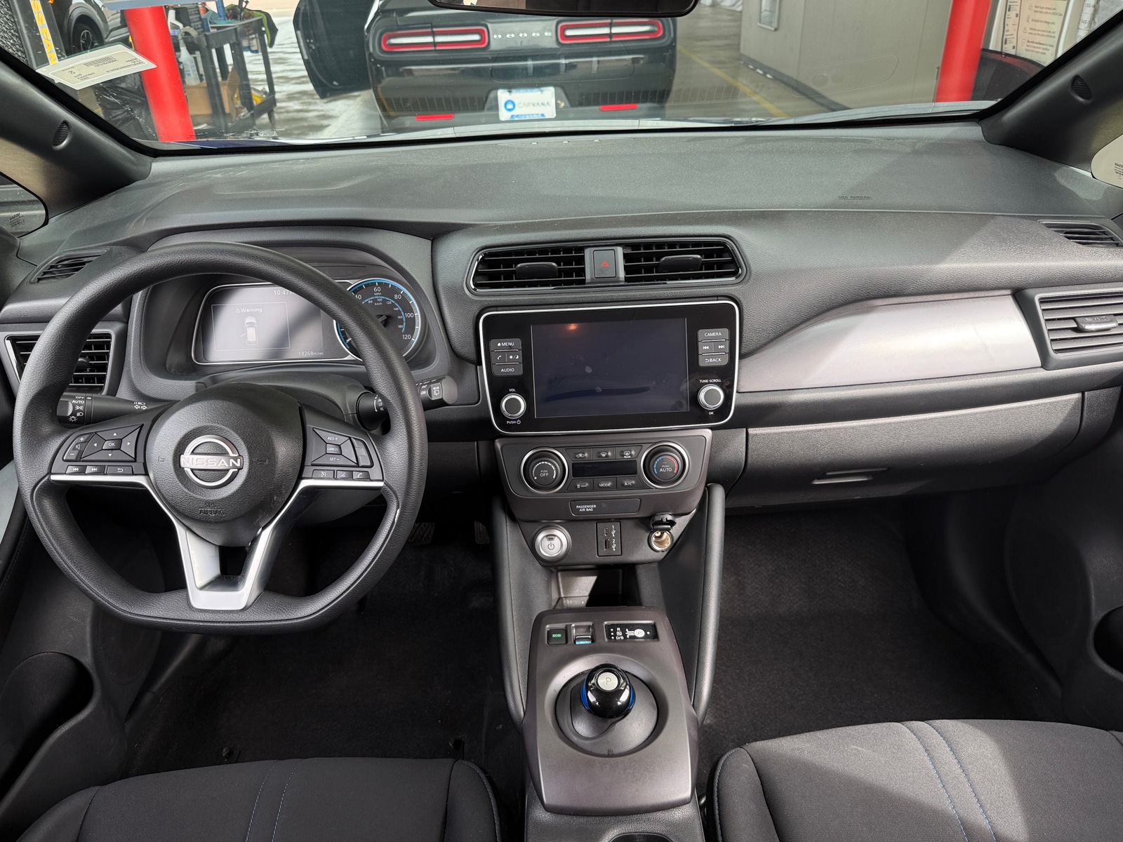 Thumbnail: 2025 Nissan Leaf - 3