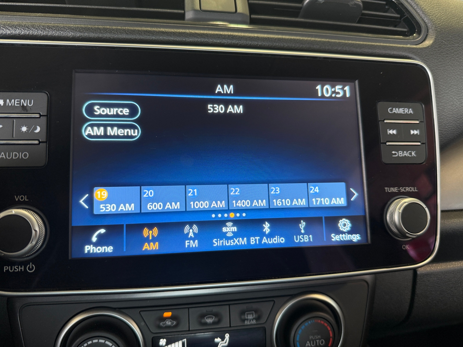 Thumbnail: 2025 Nissan Leaf - 4