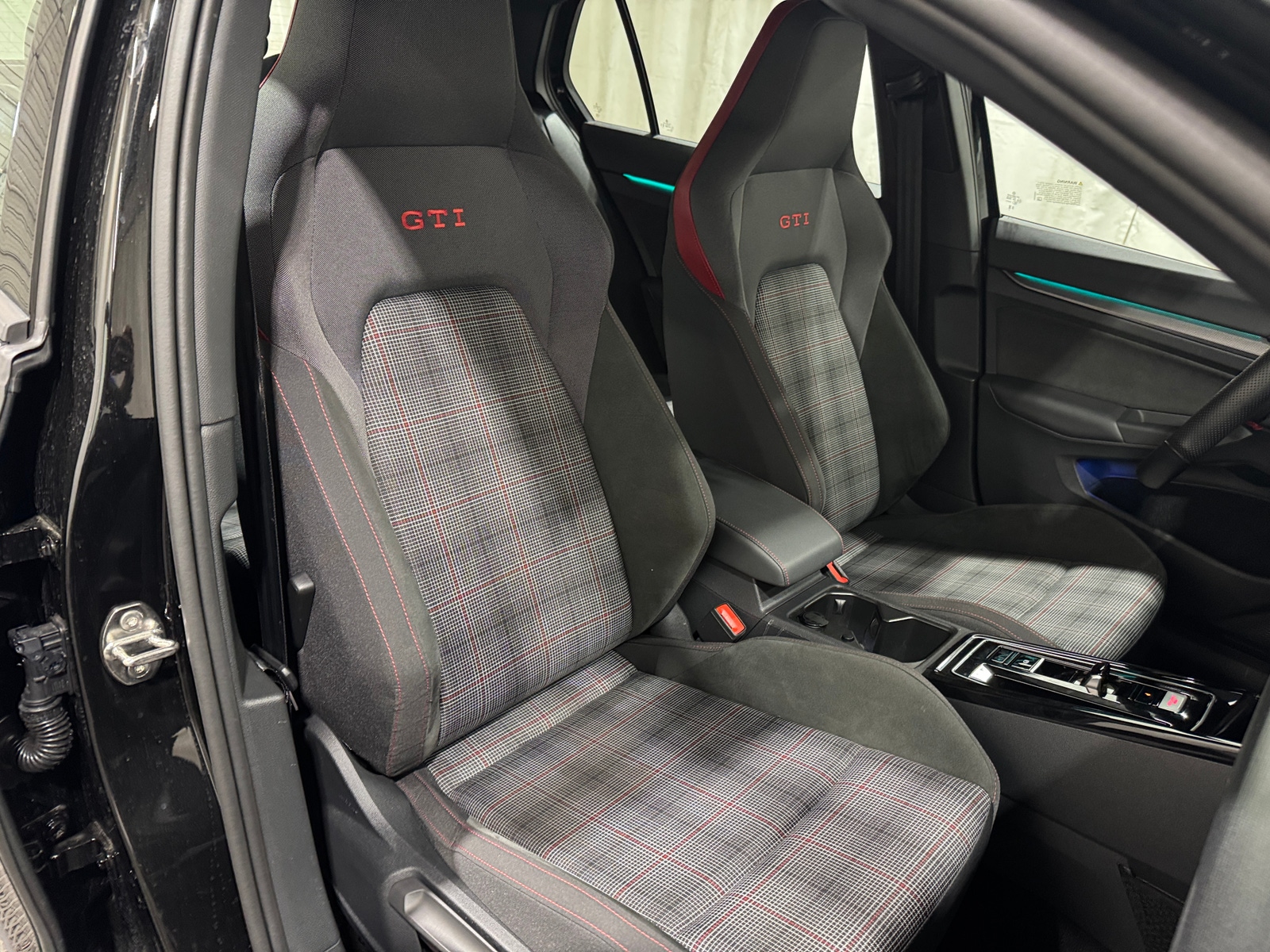 Thumbnail: 2026 Volkswagen Golf - 2