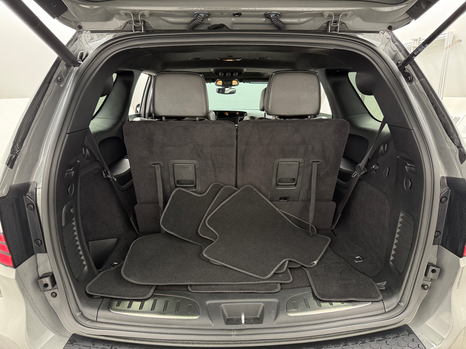 Thumbnail: 2021 Dodge Durango - 6
