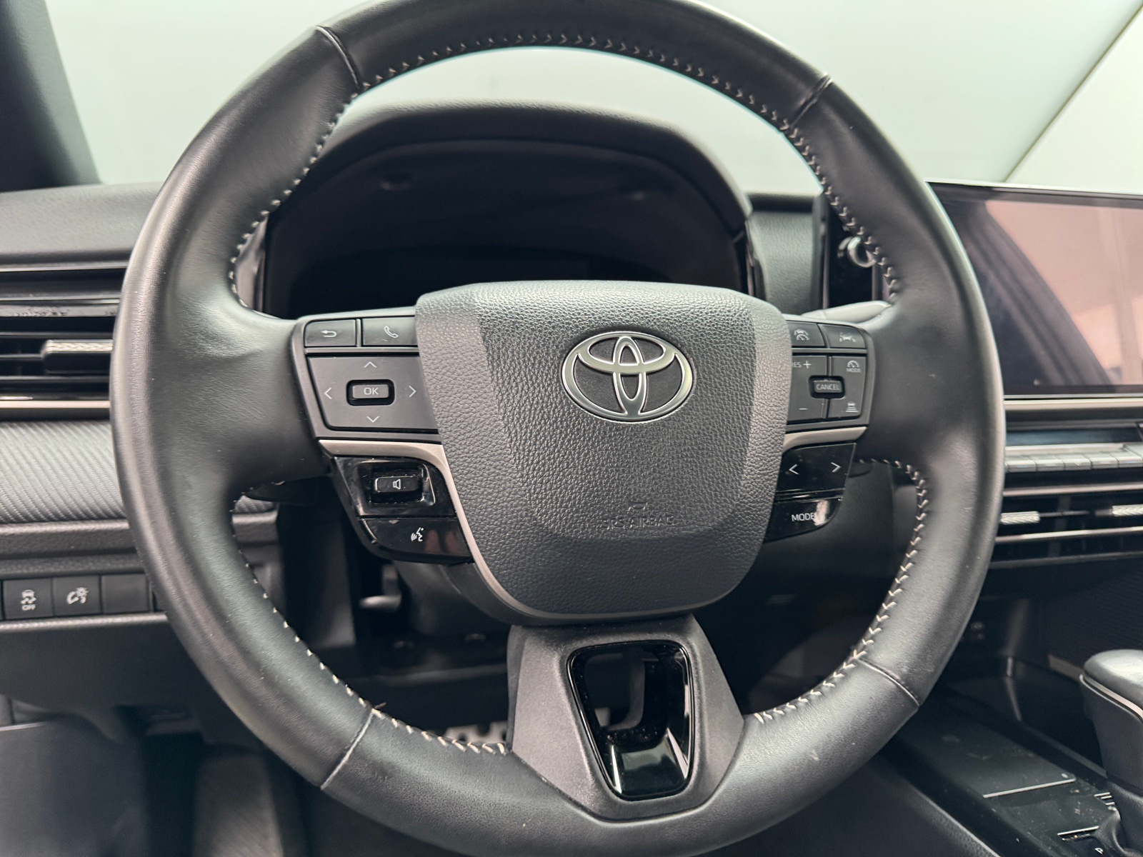 Thumbnail: 2025 Toyota Camry - 5