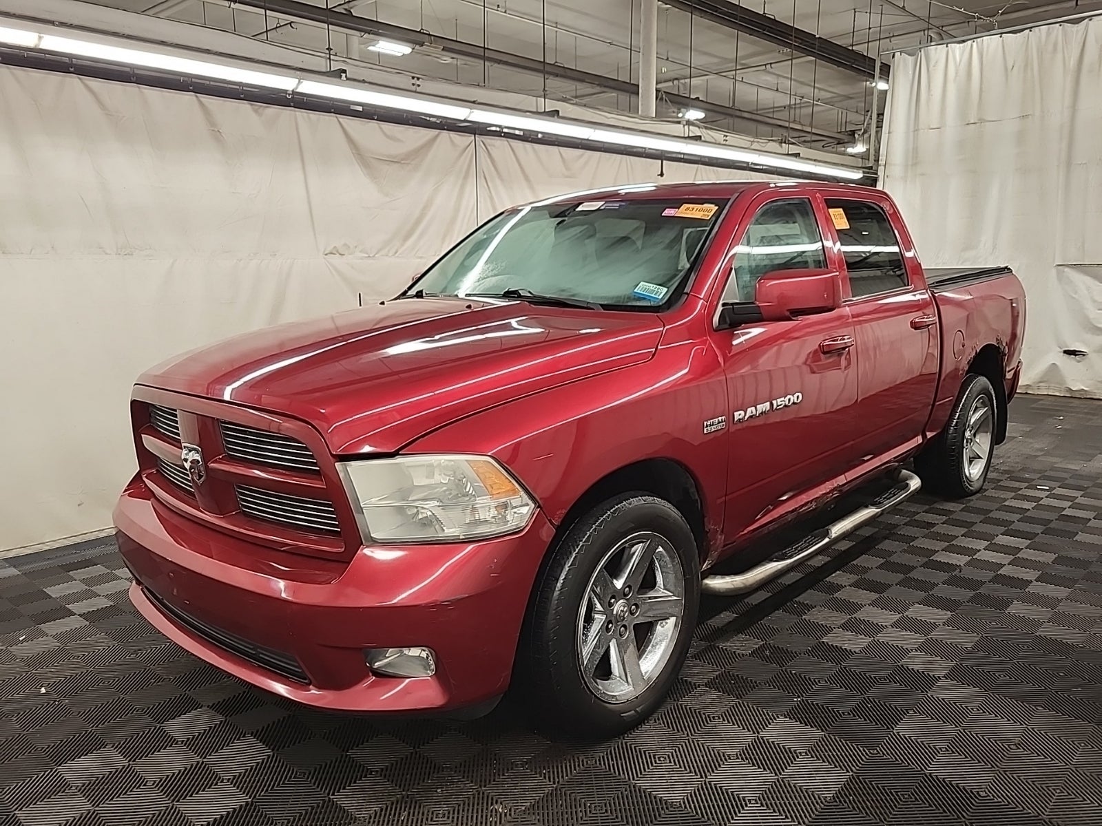 2011 Ram 1500 4WD Crew Cab 140.5" Sport
