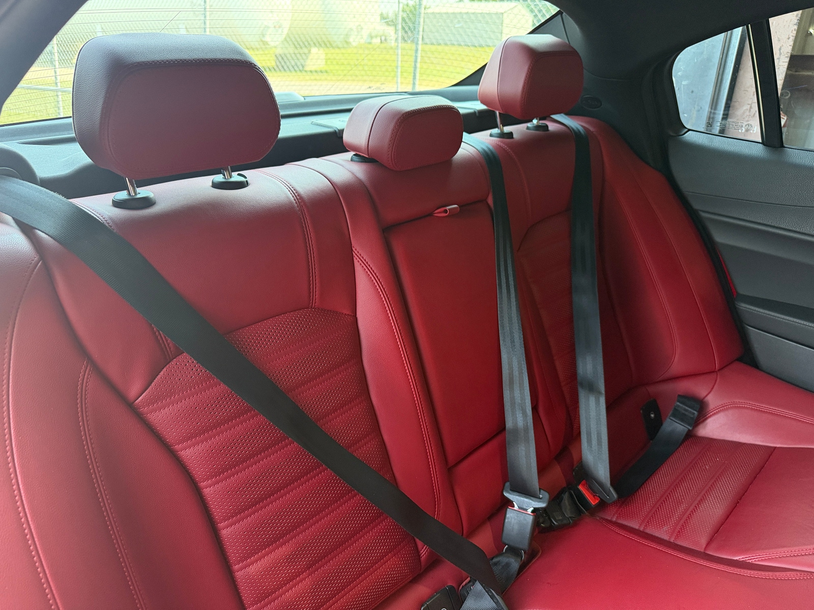 Thumbnail: 2022 Alfa Romeo Giulia - 5