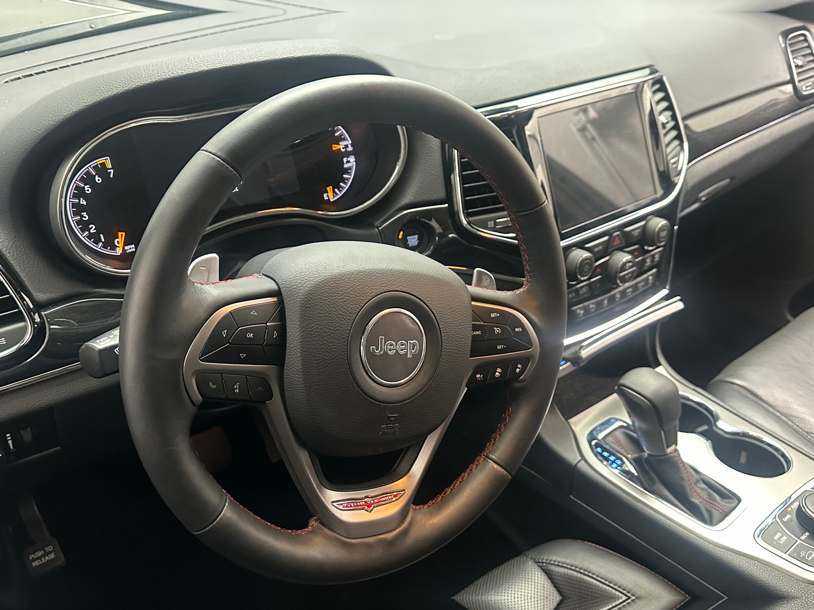 Thumbnail: 2019 Jeep Grand Cherokee - 4
