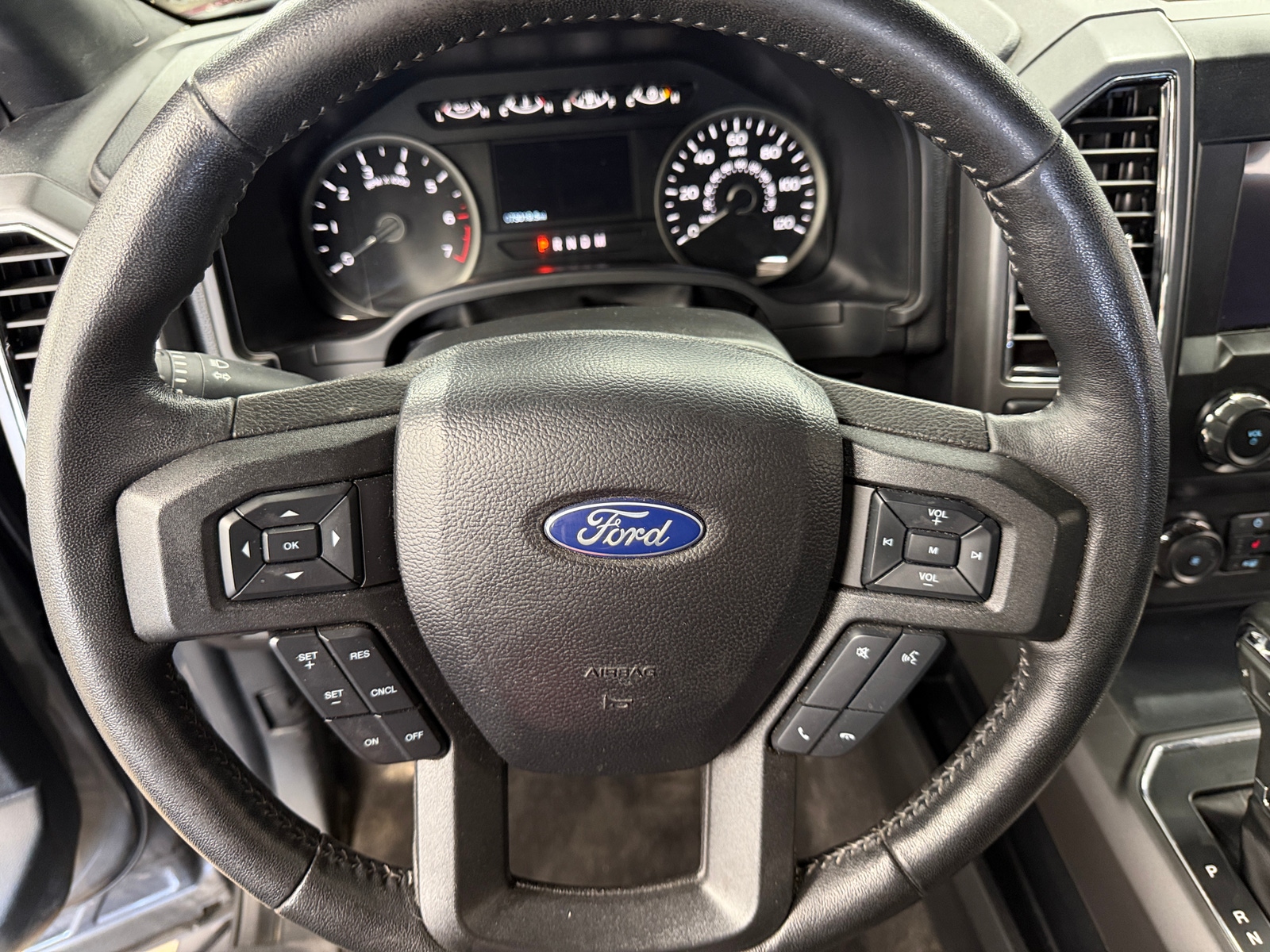 Thumbnail: 2020 Ford Econoline - 5
