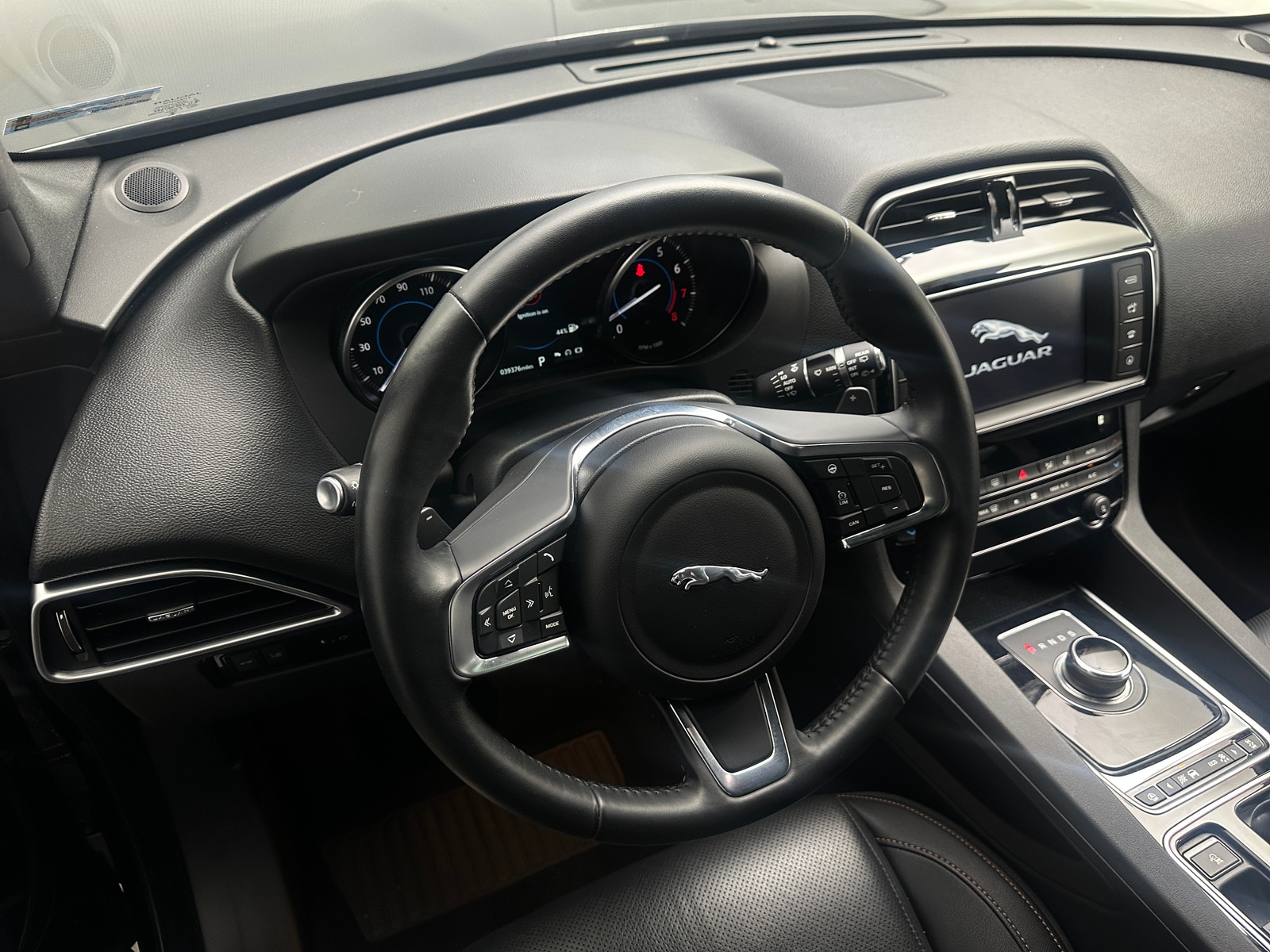 Thumbnail: 2018 Jaguar F-Pace - 4
