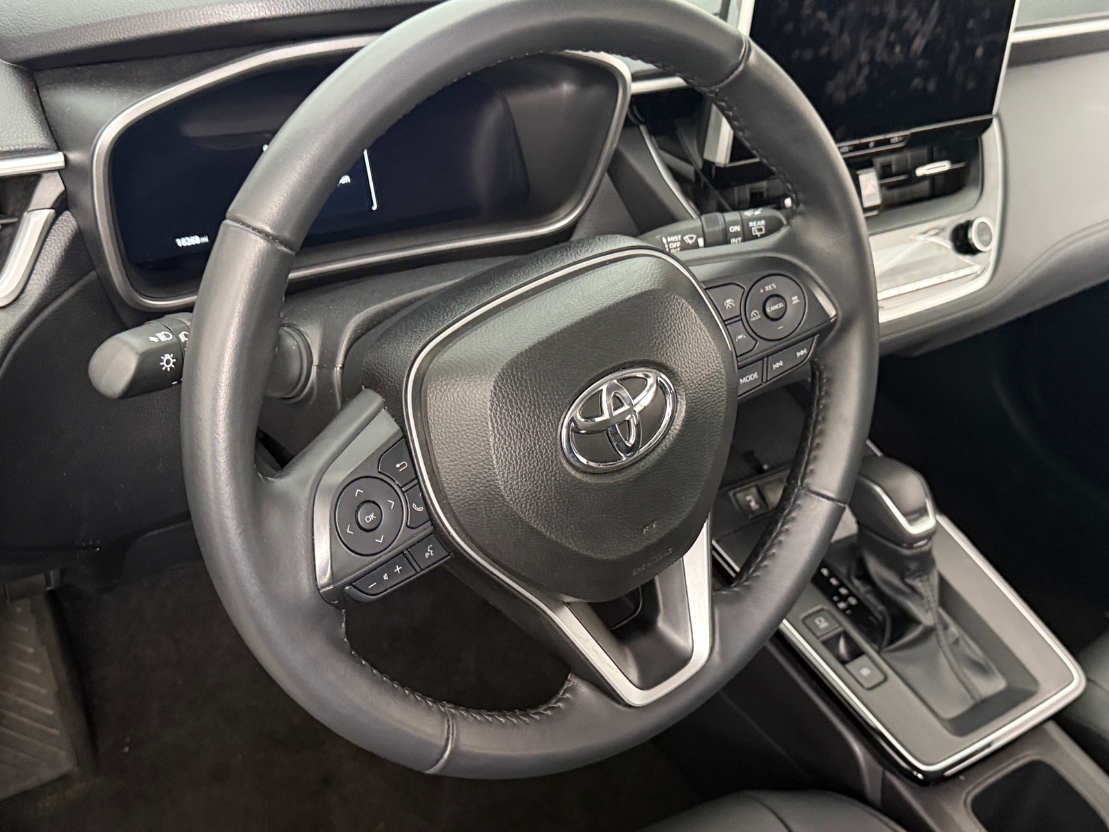 Thumbnail: 2026 Toyota Corolla Cross - 4