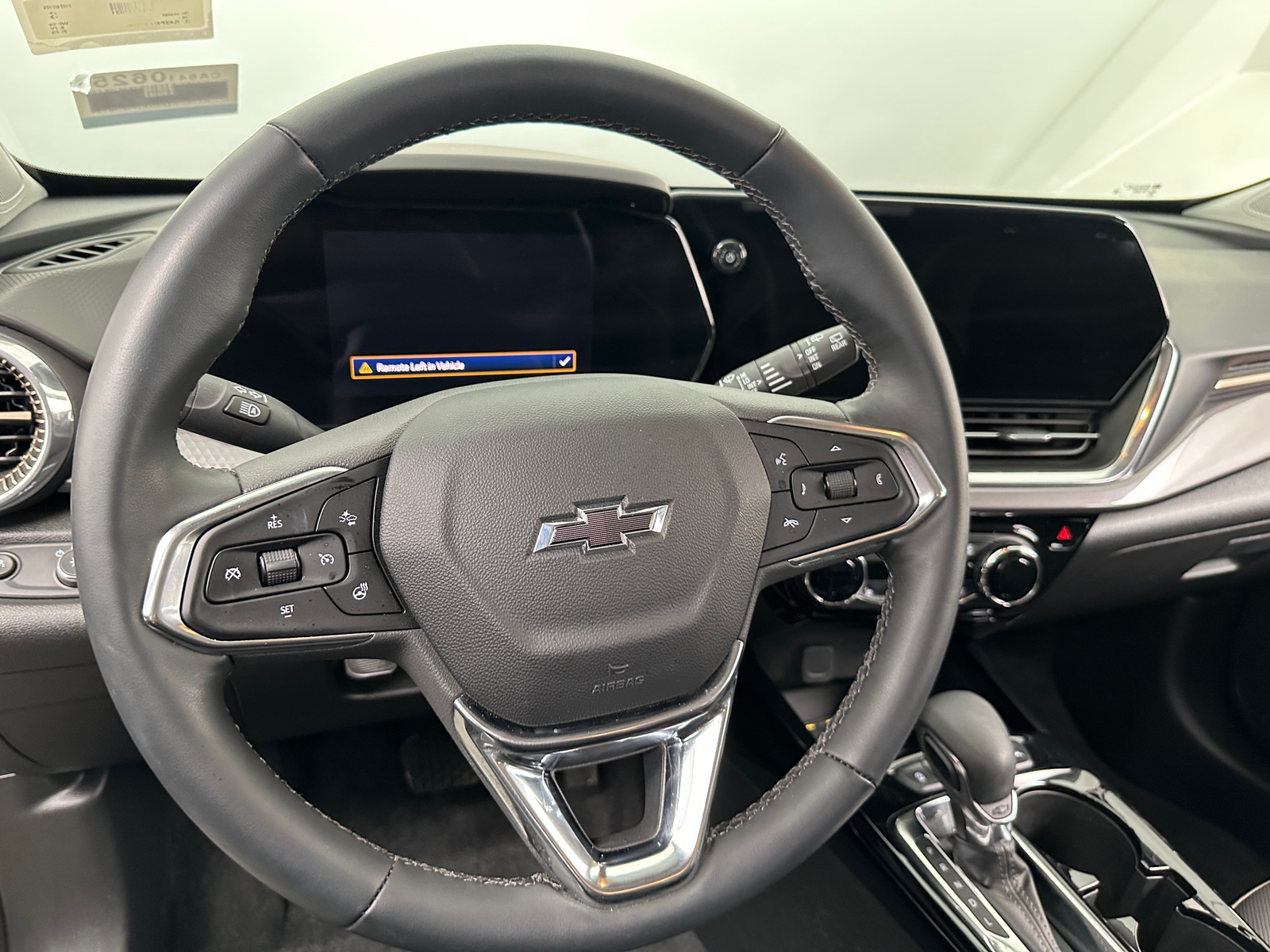 Thumbnail: 2025 Chevrolet Trax - 4