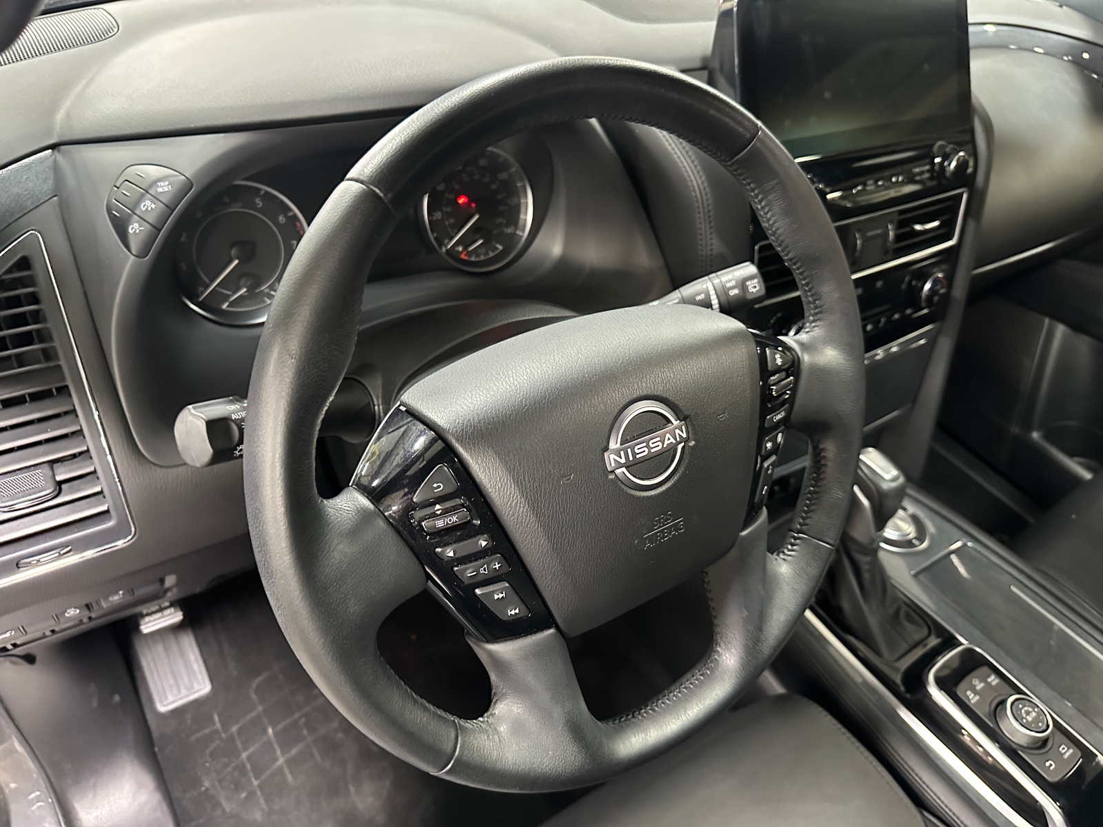 Thumbnail: 2024 Nissan Armada - 4