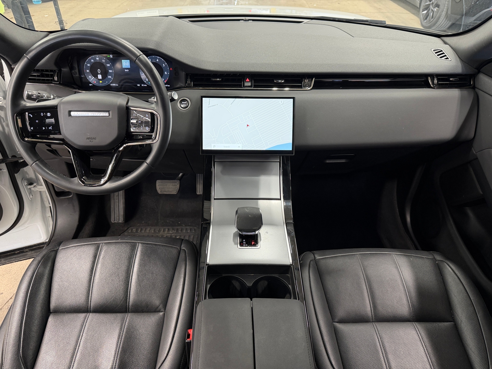 Thumbnail: 2024 Land Rover Range Rover Evoque - 2