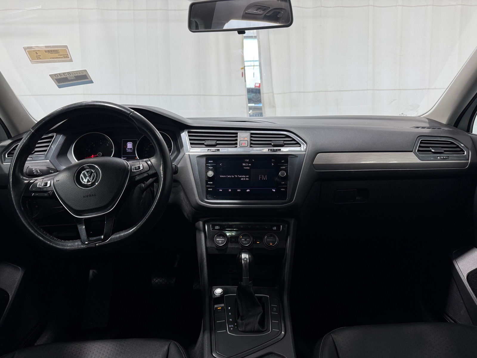Thumbnail: 2019 Volkswagen Tiguan - 2