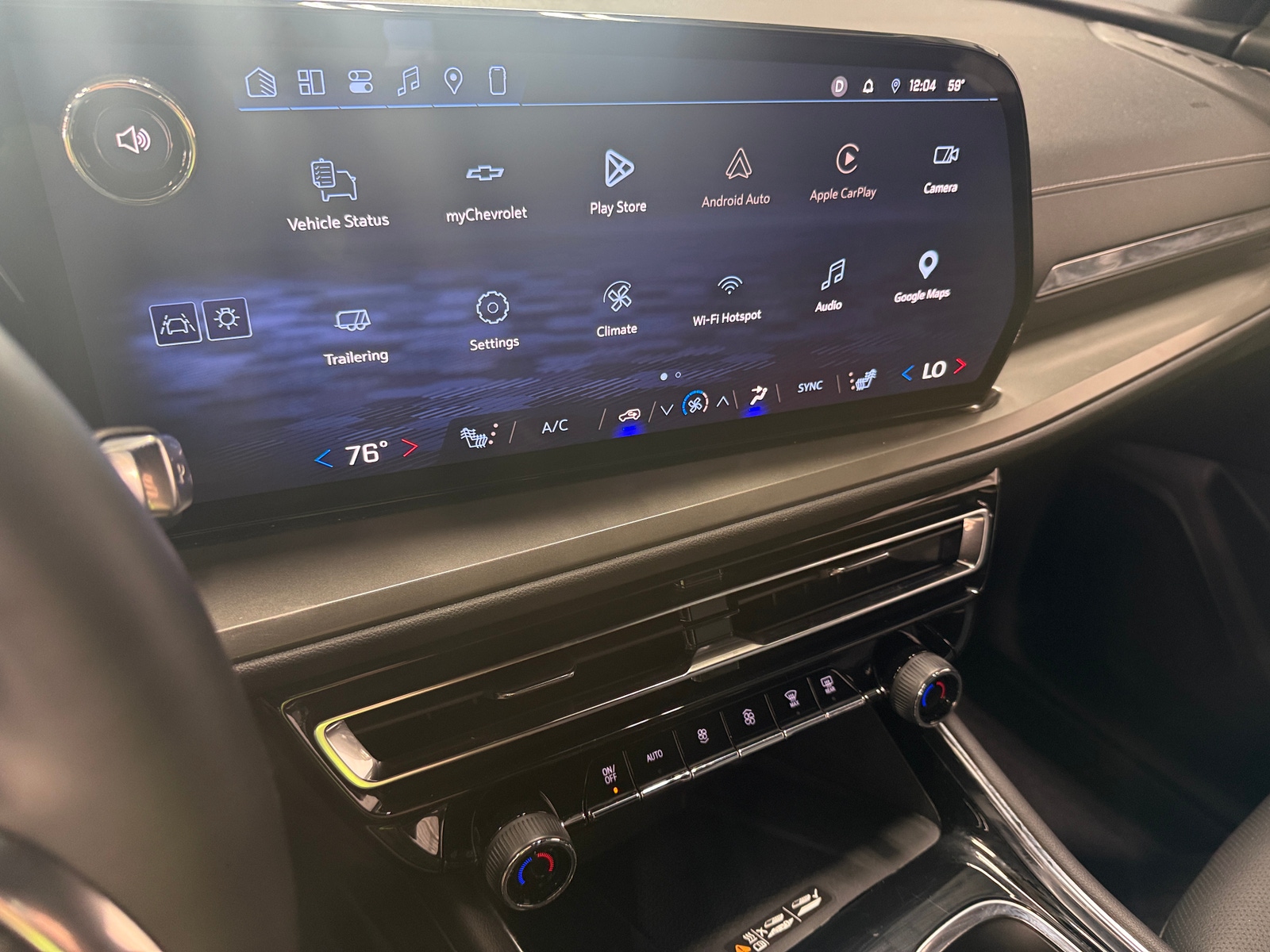 Thumbnail: 2026 Chevrolet Traverse - 3