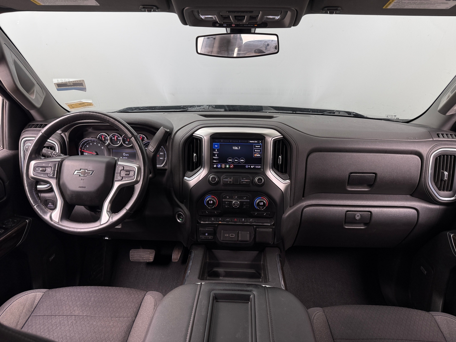 Thumbnail: 2021 Chevrolet Silverado 1500 - 3