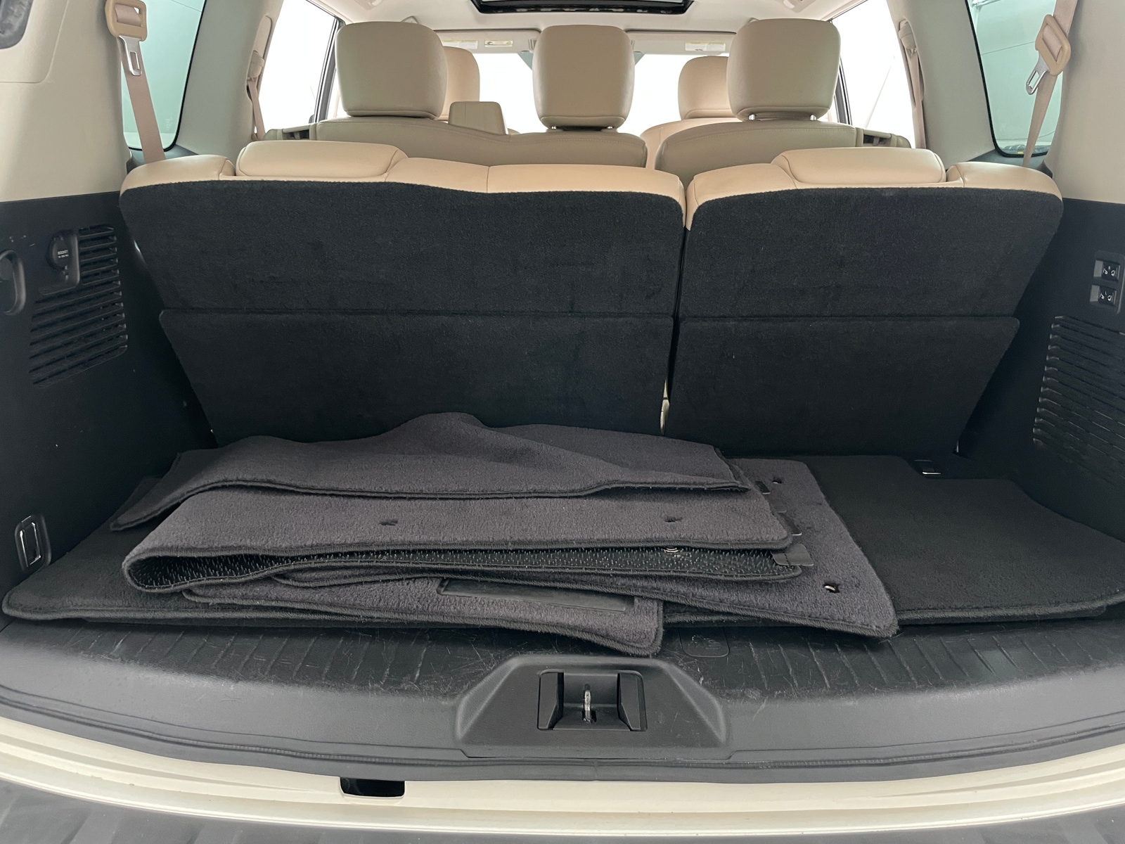Thumbnail: 2018 Nissan Armada - 6