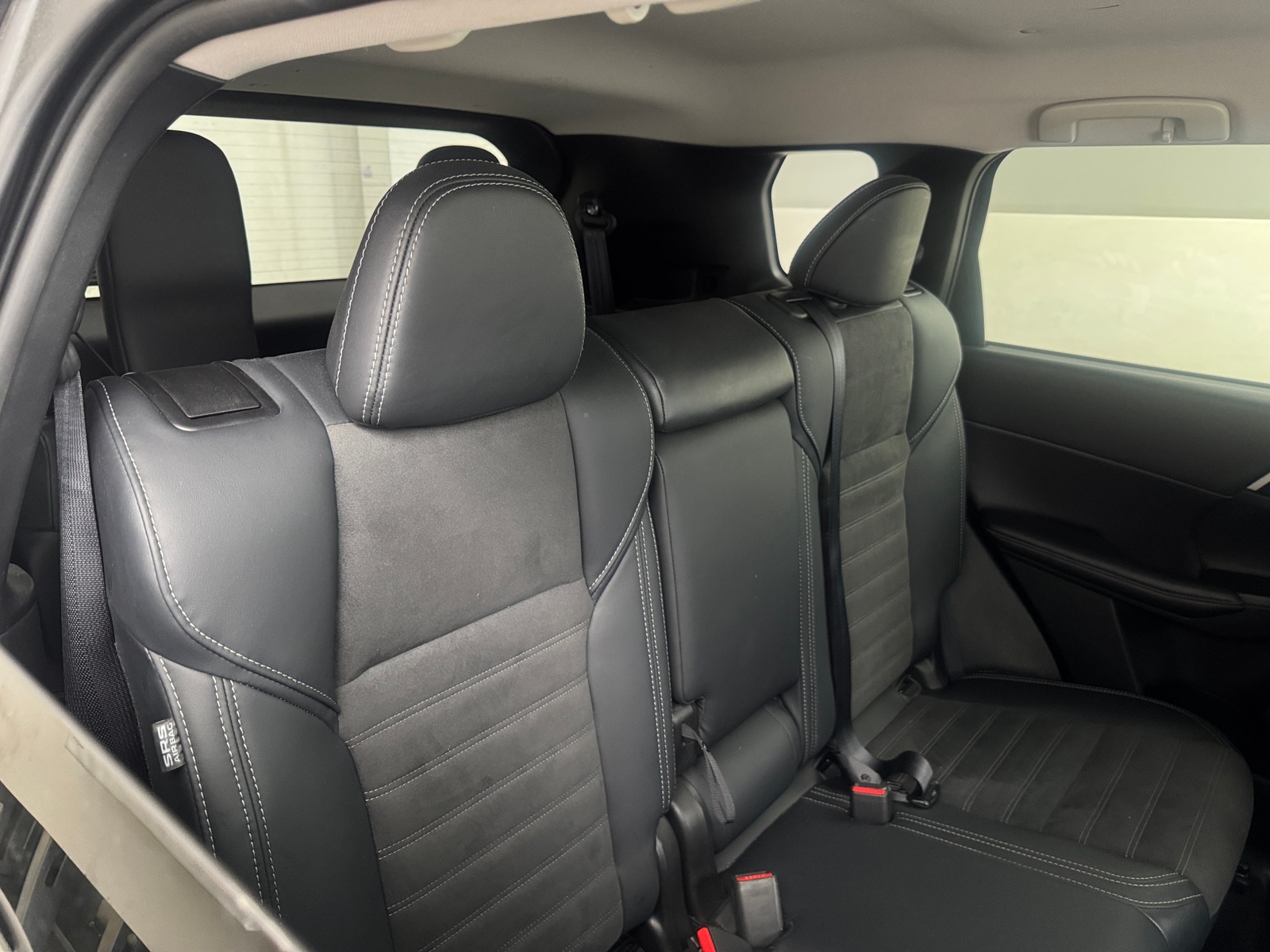 Thumbnail: 2024 Mitsubishi Outlander - 5