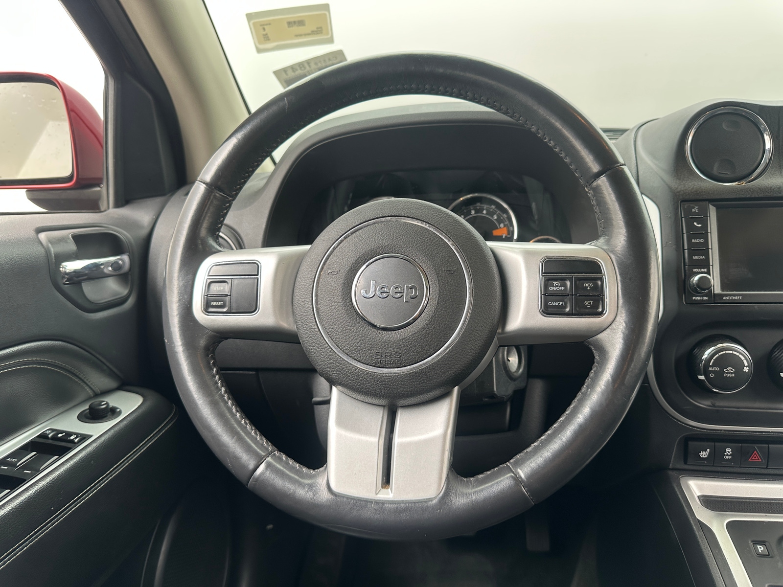 Thumbnail: 2017 Jeep Compass - 4