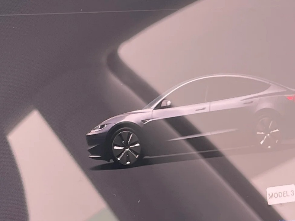 Thumbnail: 2025 Tesla Model 3 - 3
