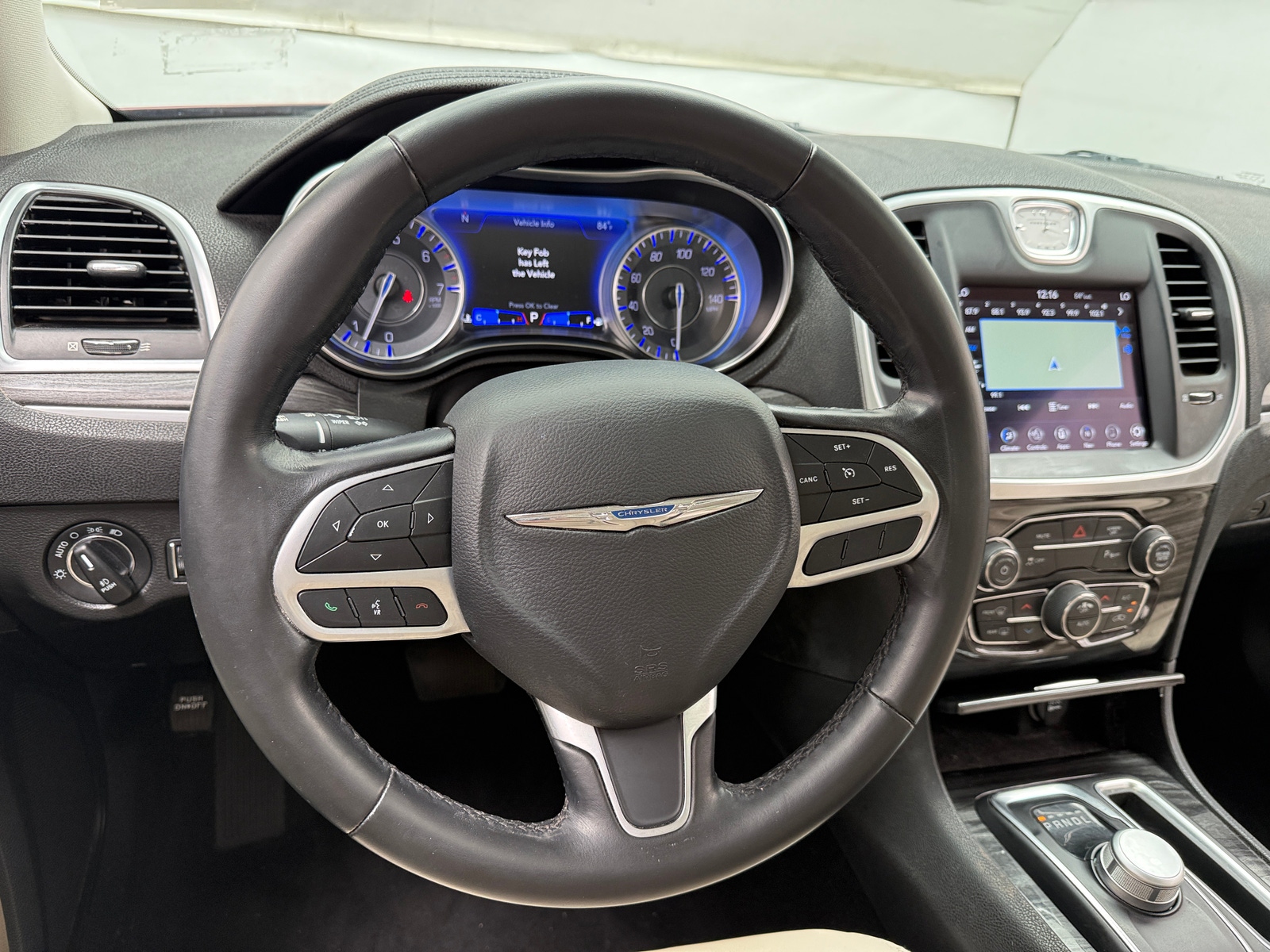 Thumbnail: 2020 Chrysler 300 - 4