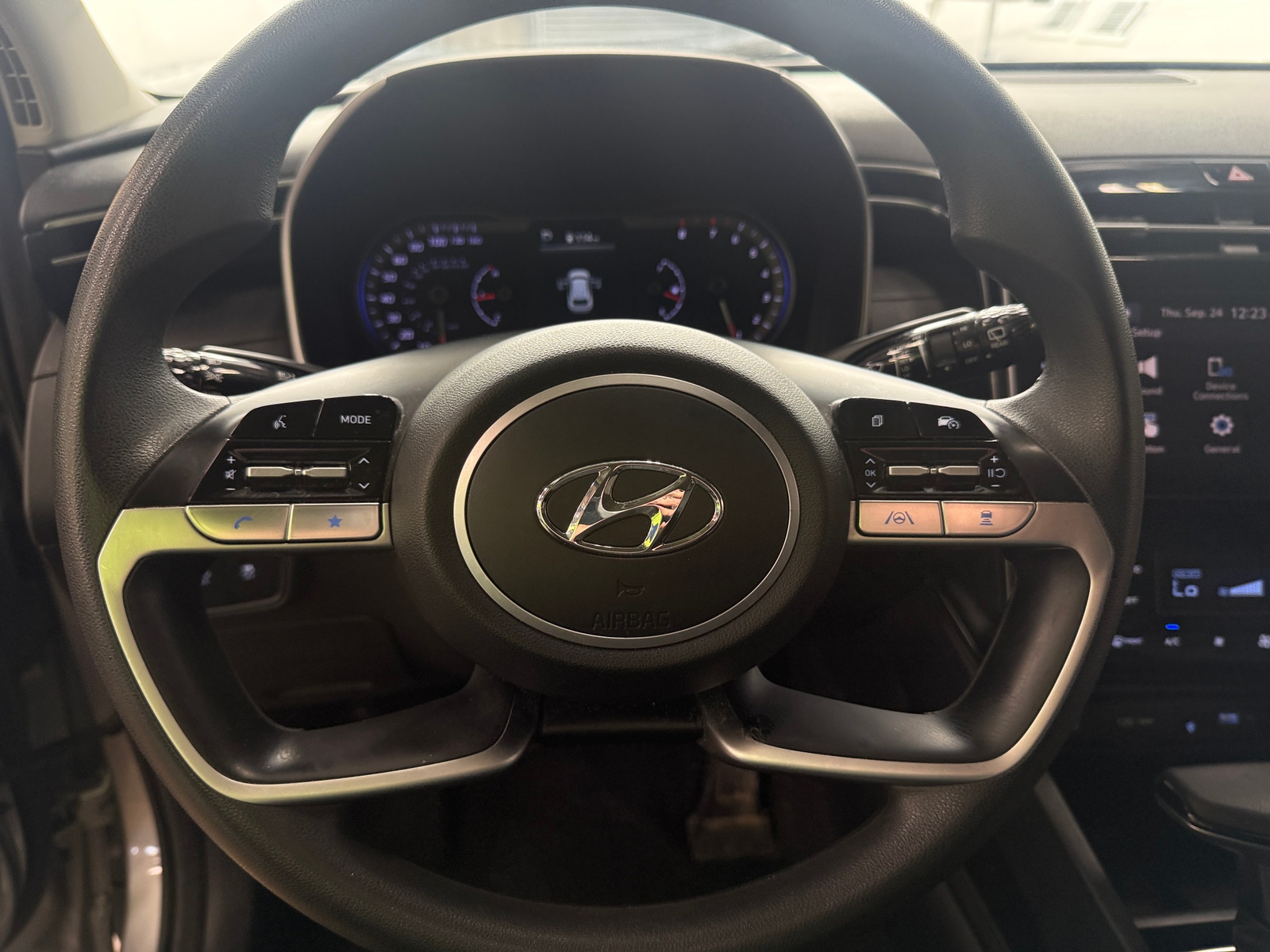 Thumbnail: 2024 Hyundai Tucson - 5